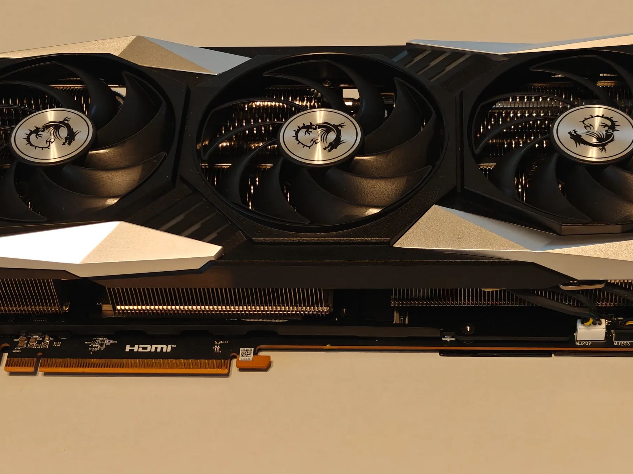 MSI Gaming Radeon RX 7900 XTX 24GB GDDR6 PCI Express 4.0 ATX Video Card