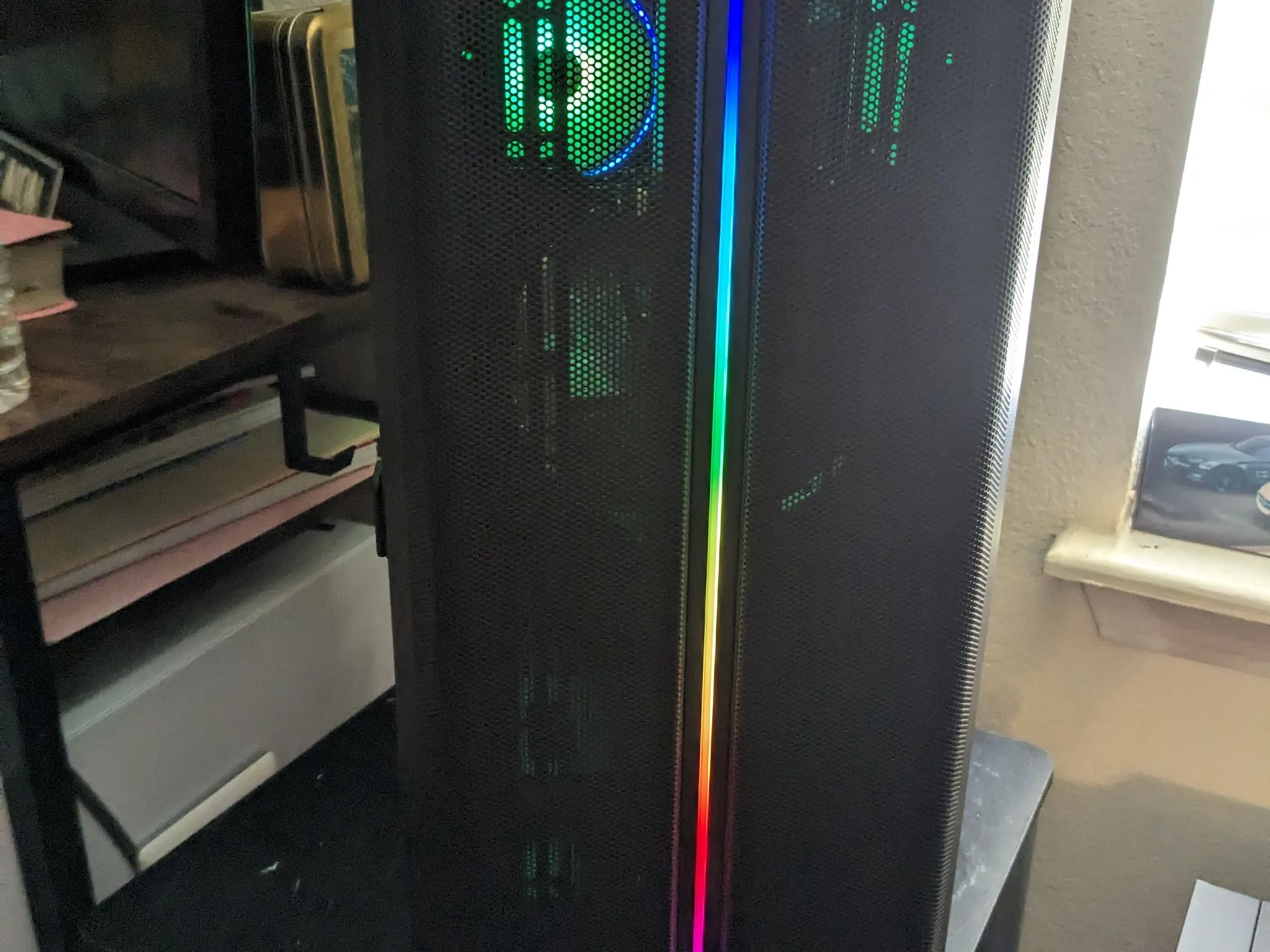FREE SHIP || Scratch and Dent || i7-3770, GTX 970 4GB, 480GB SSD, 16GB RAM, Win10, WiFi, RGB