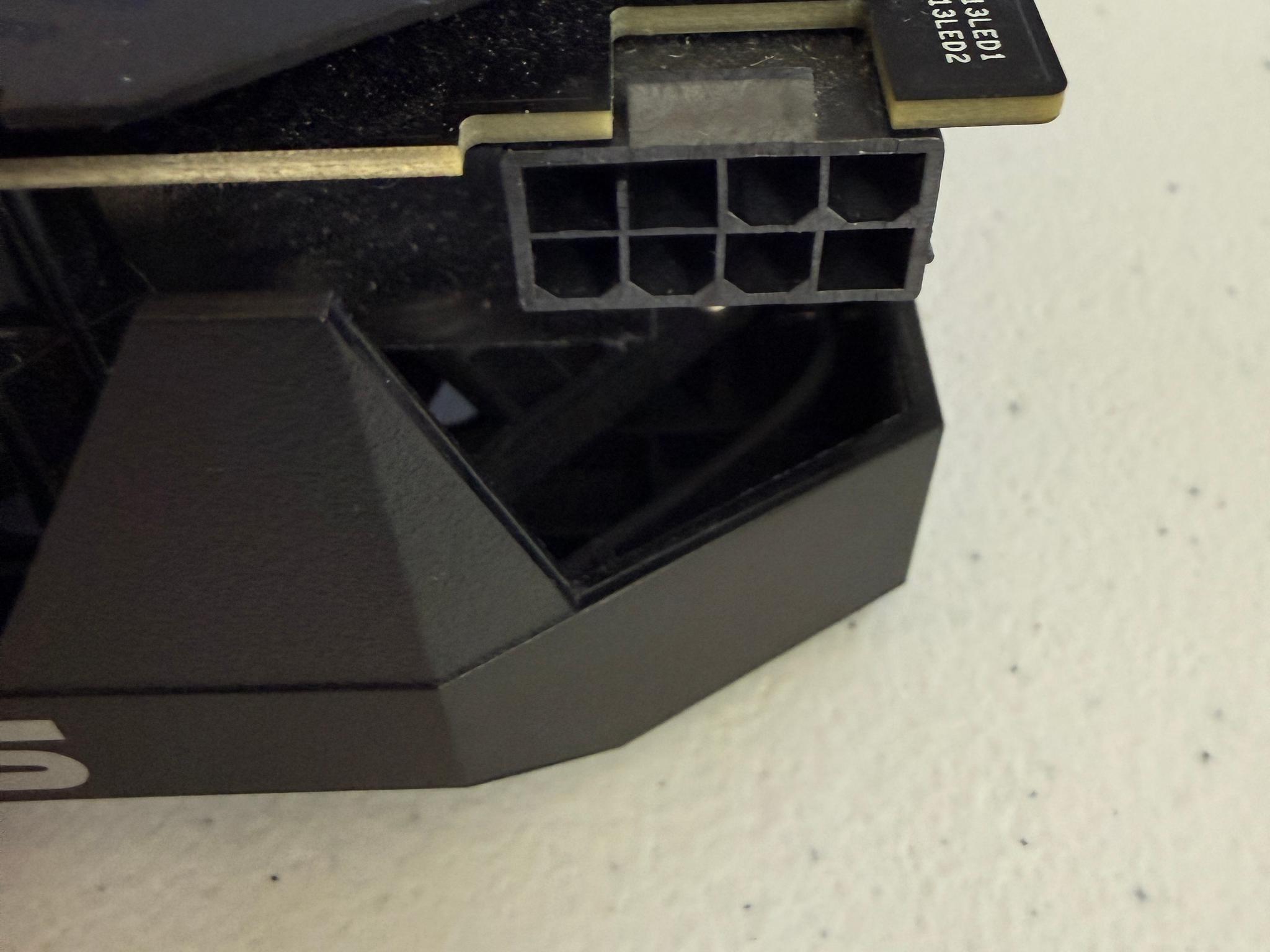 ASUS DUAL GeForce RTX 2060 EVO OC - Image 3