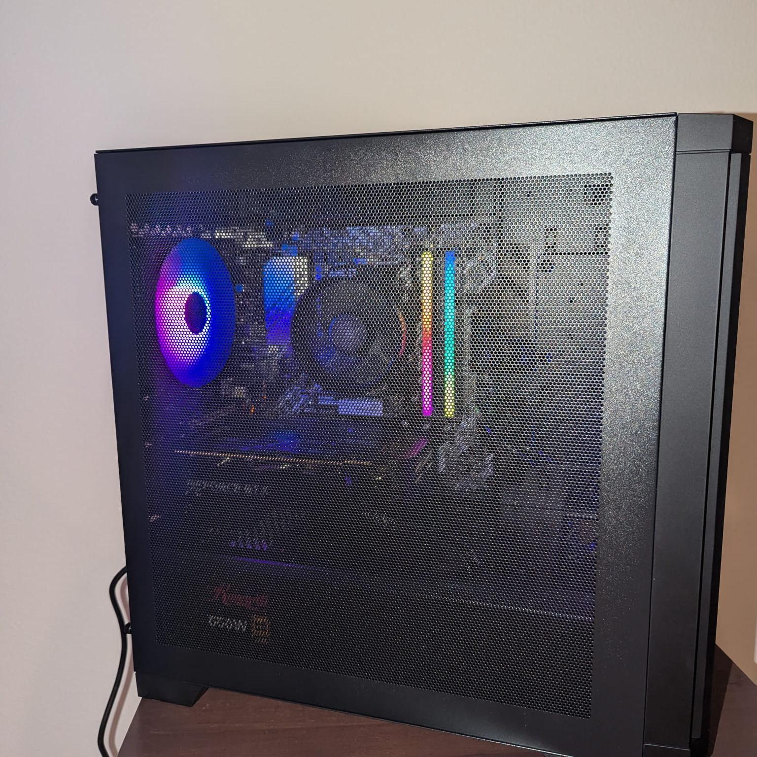 Amd Ryzen 5 5500, GPU ASUS RTX 5050 8gb, 32gb of ddr4