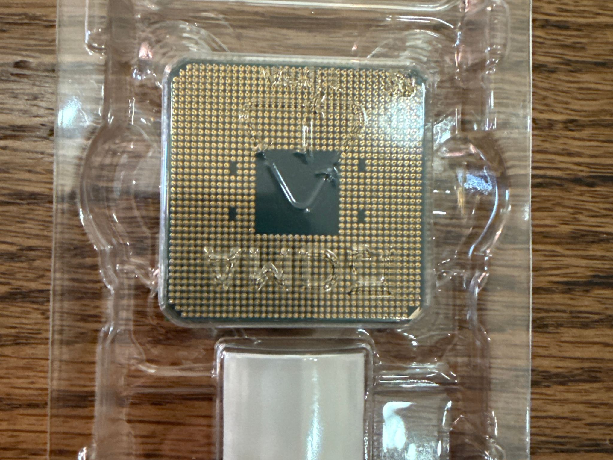 AMD Ryzen 7 3700X