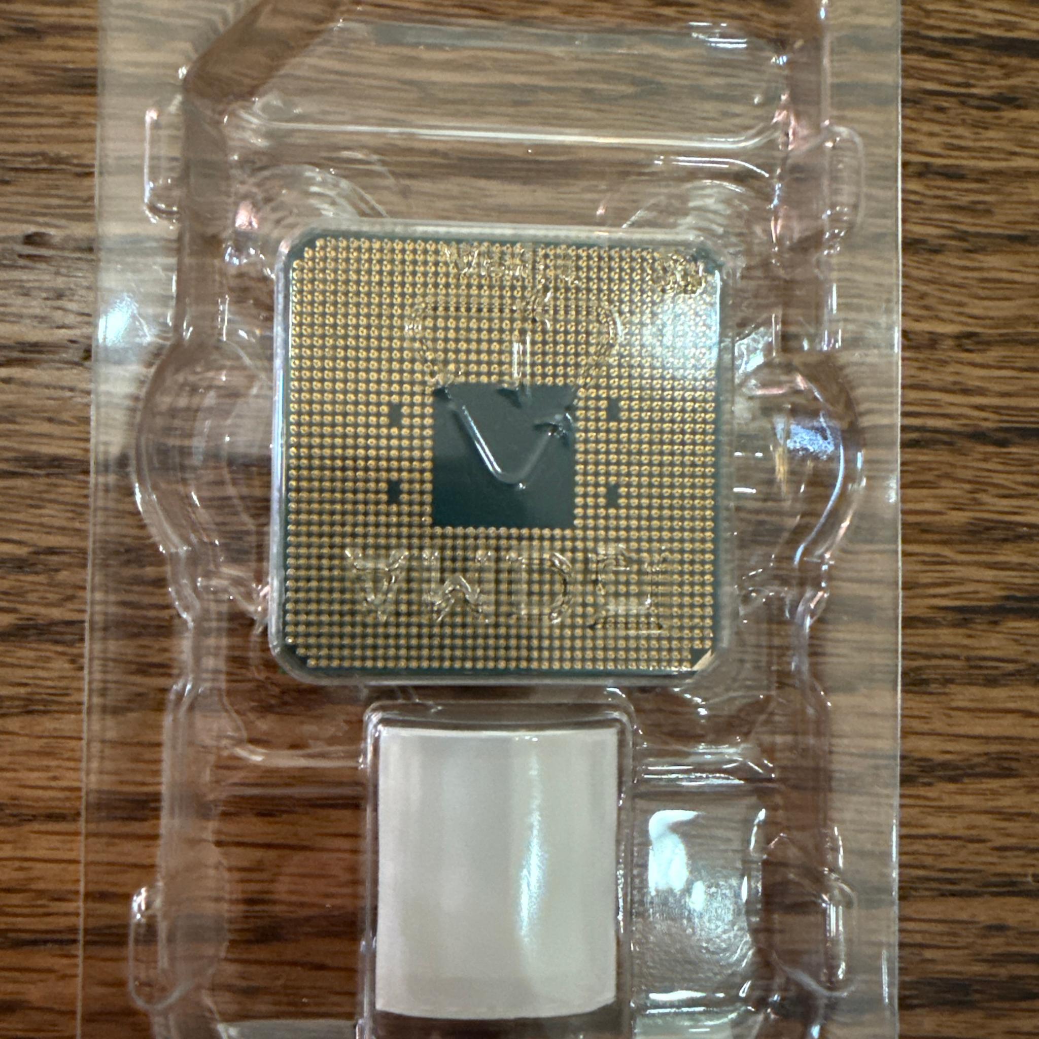 AMD Ryzen 7 3700X