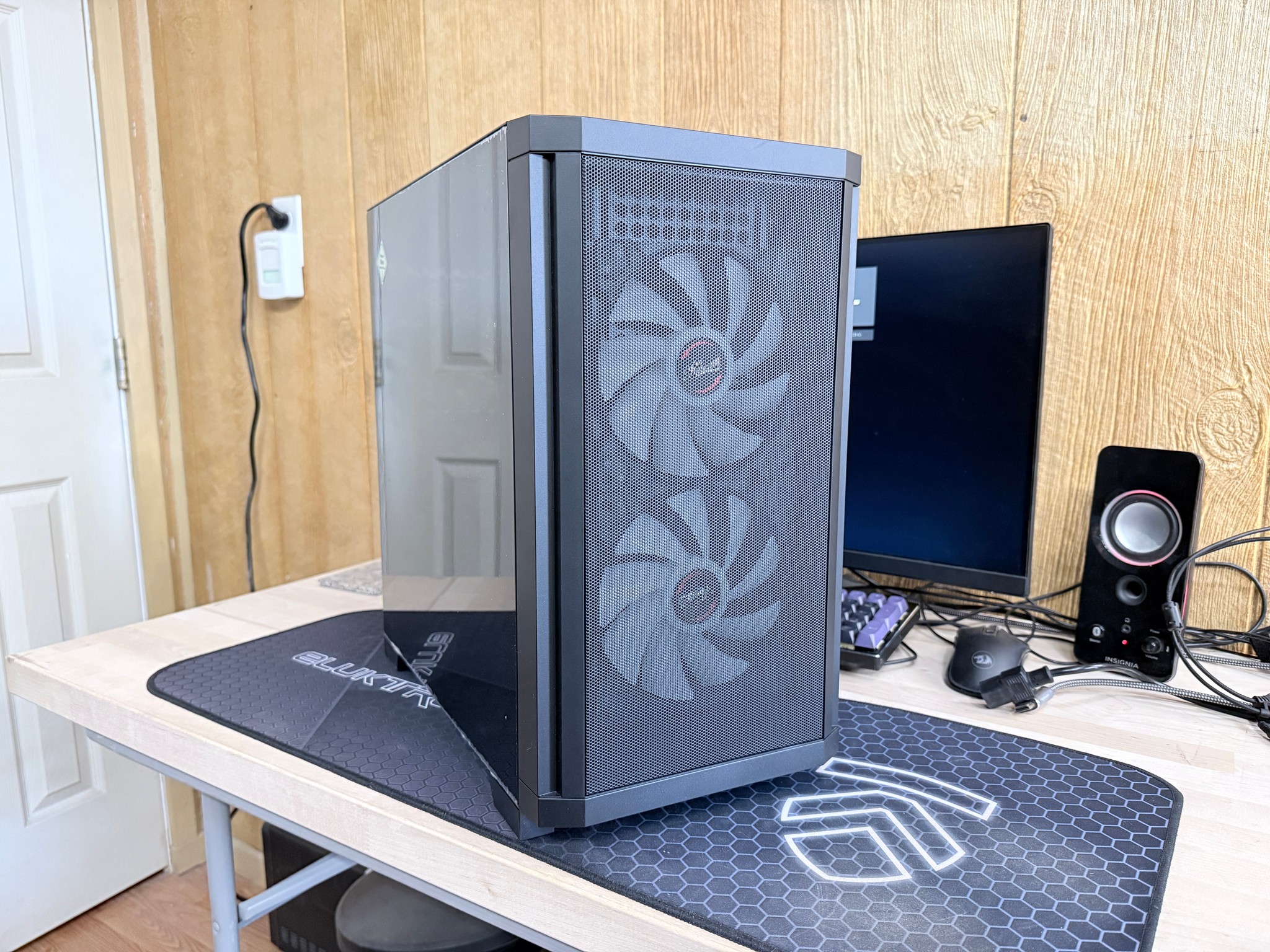 AMD 3500, 16GB DDR4 3200, 512GB NVME, GTX 1650 SUPER 4GB - Good Starter Computer!