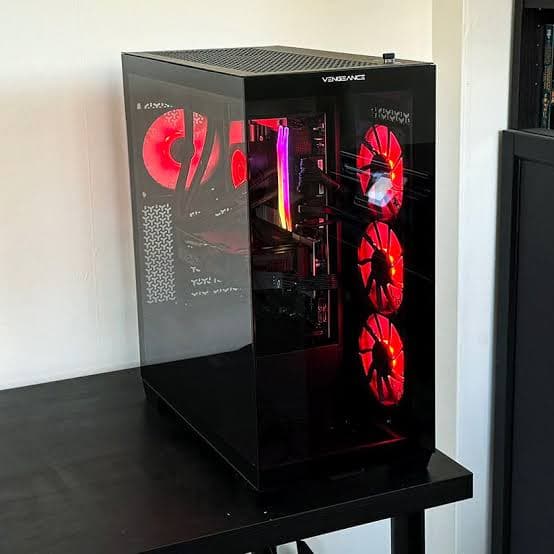 GeForce RTX 4080 Super Custom Gaming PC - Core Ultra 9 285, 32GB RAM