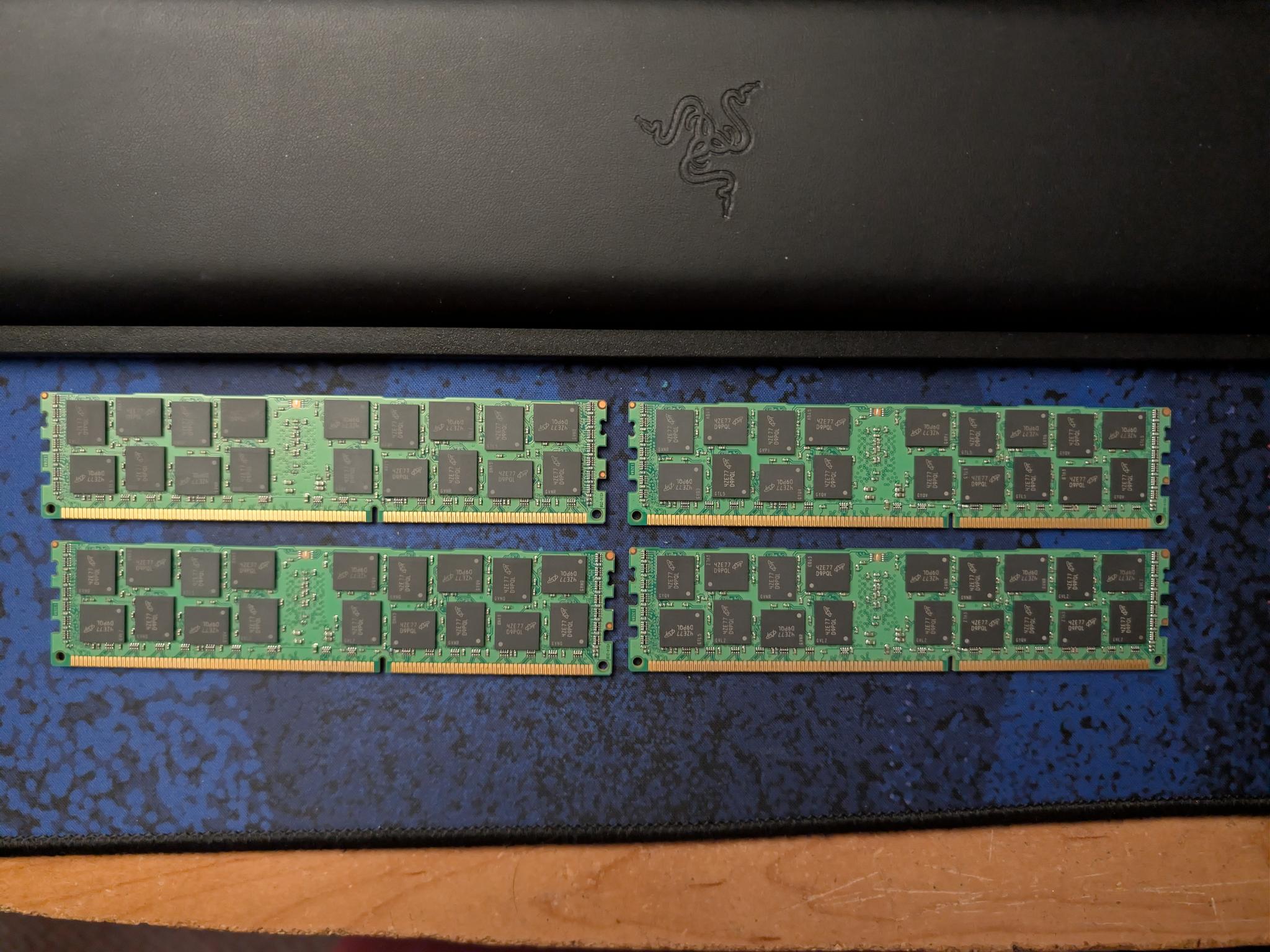 Micron ECC DDR3 RDIMM - 4x16GB - 1600MHz