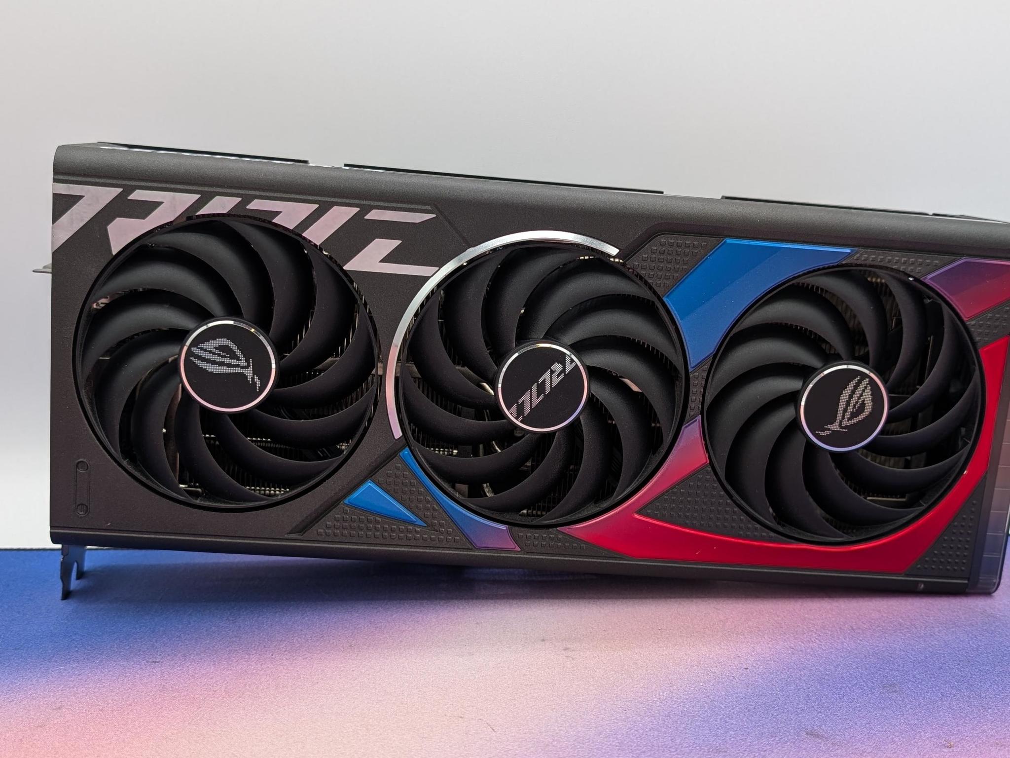 Asus ROG Strix RTX 4070
