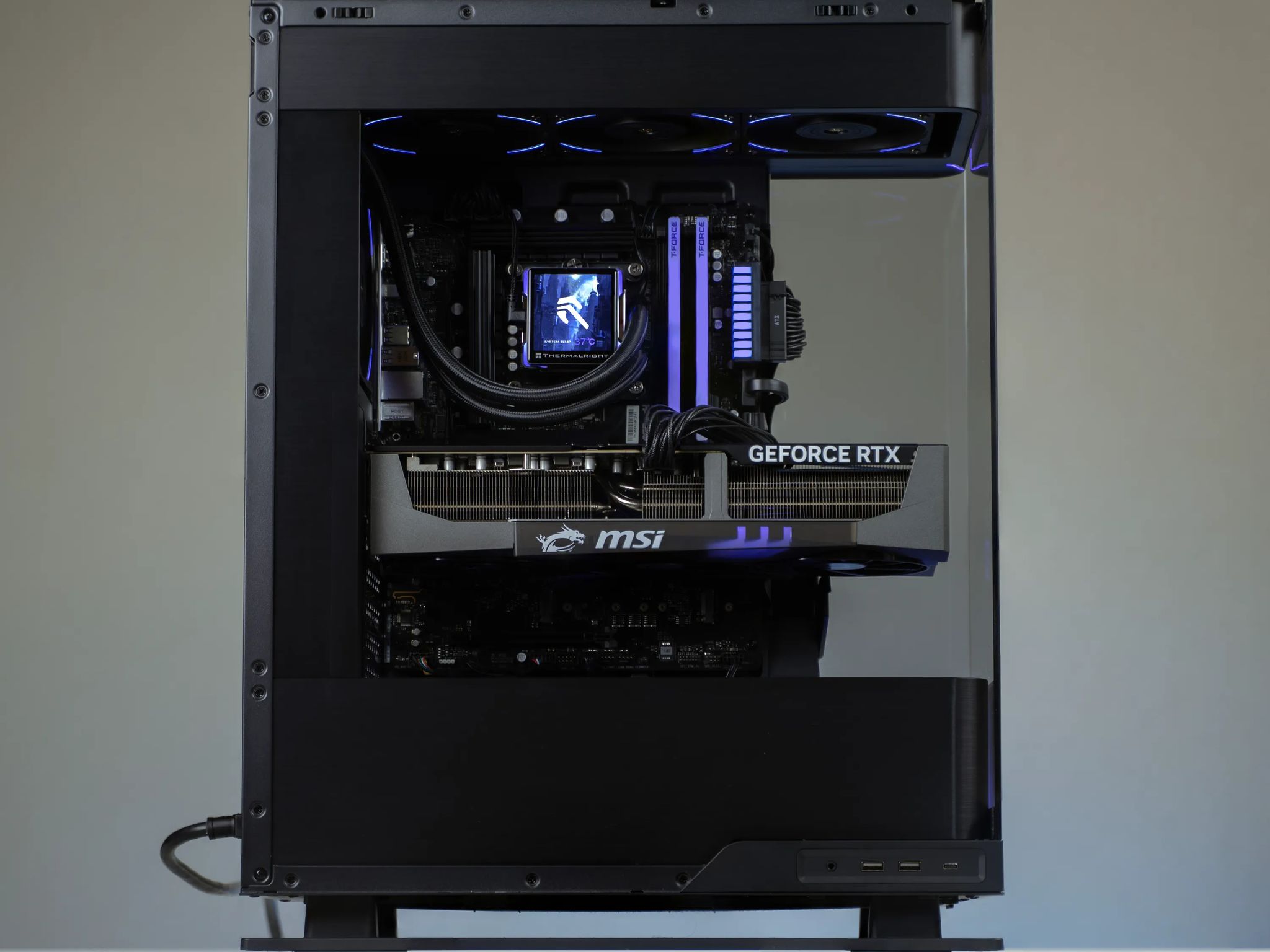 “Lumiform” RTX 5090 Core Ultra 9 285K 48GB 4TB Windows 11 Workstation Gaming PC