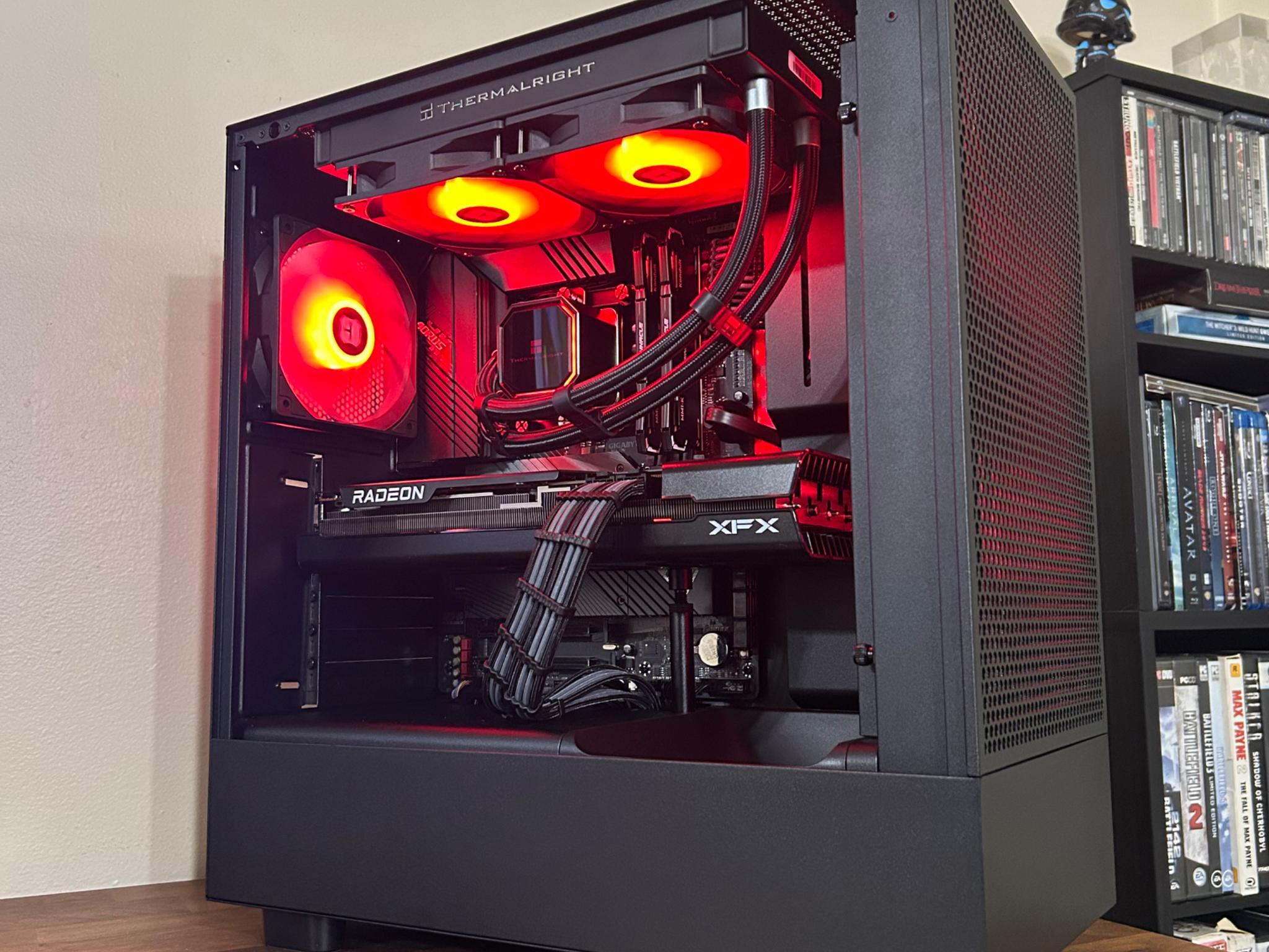 RX 7700XT 12GB | Intel i5 12600K | 32GB DDR4 | 1TB SSD | The Operator RX