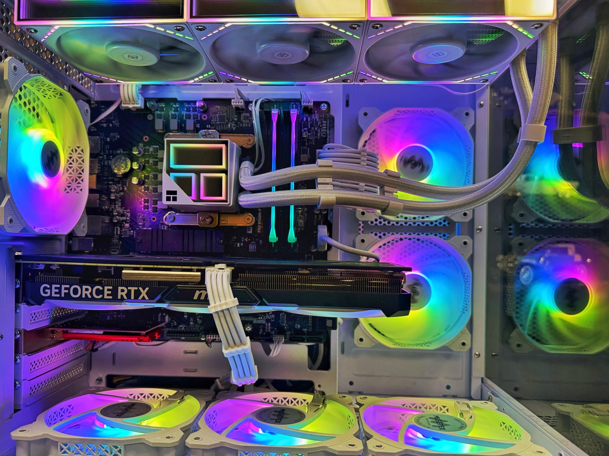 1440p Custom Gaming PC – RTX 4070 | Intel Core i5-13400F | 32GB 3600MHz