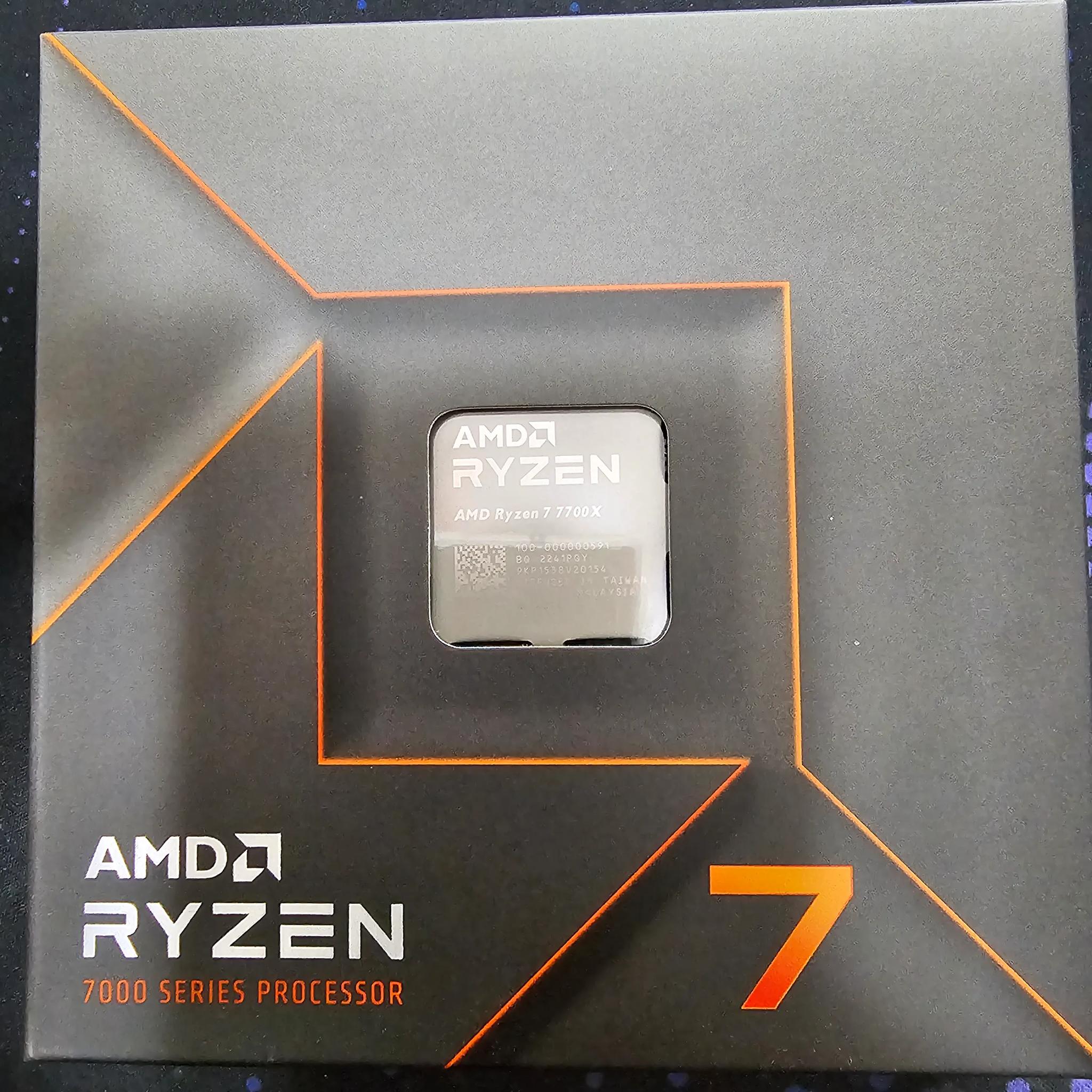 AMD Ryzen 7 7700X