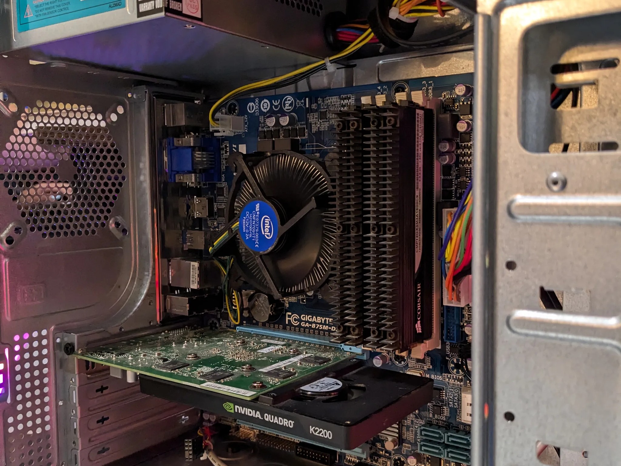Incognito - i5-2400, 16GB RAM, Quadro K2200 (GTX 750 TI), 400GB SSD, Win10, RGB, Wifi