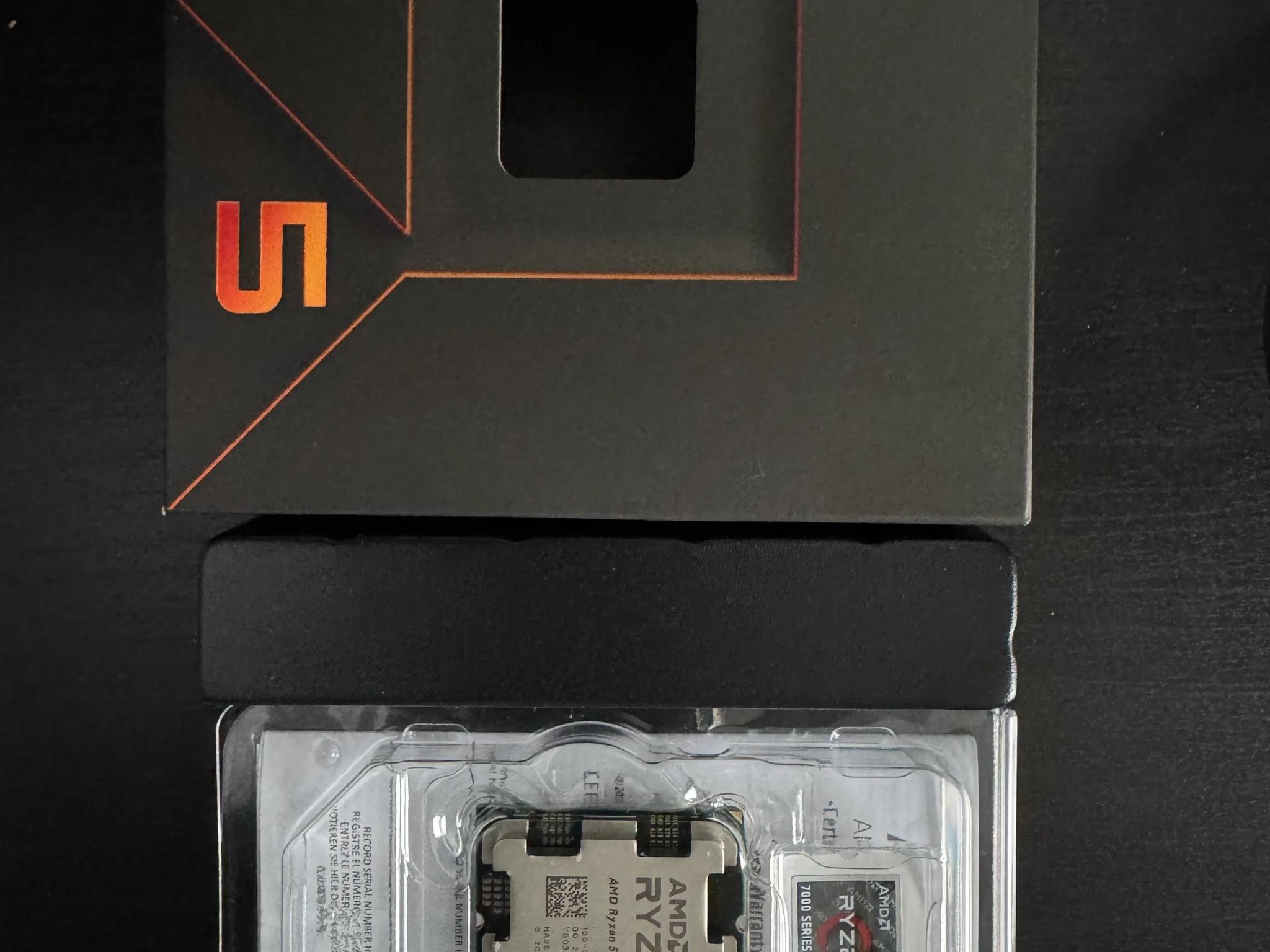 AMD Ryzen™ 5 7600X With Radeon Graphics CPU