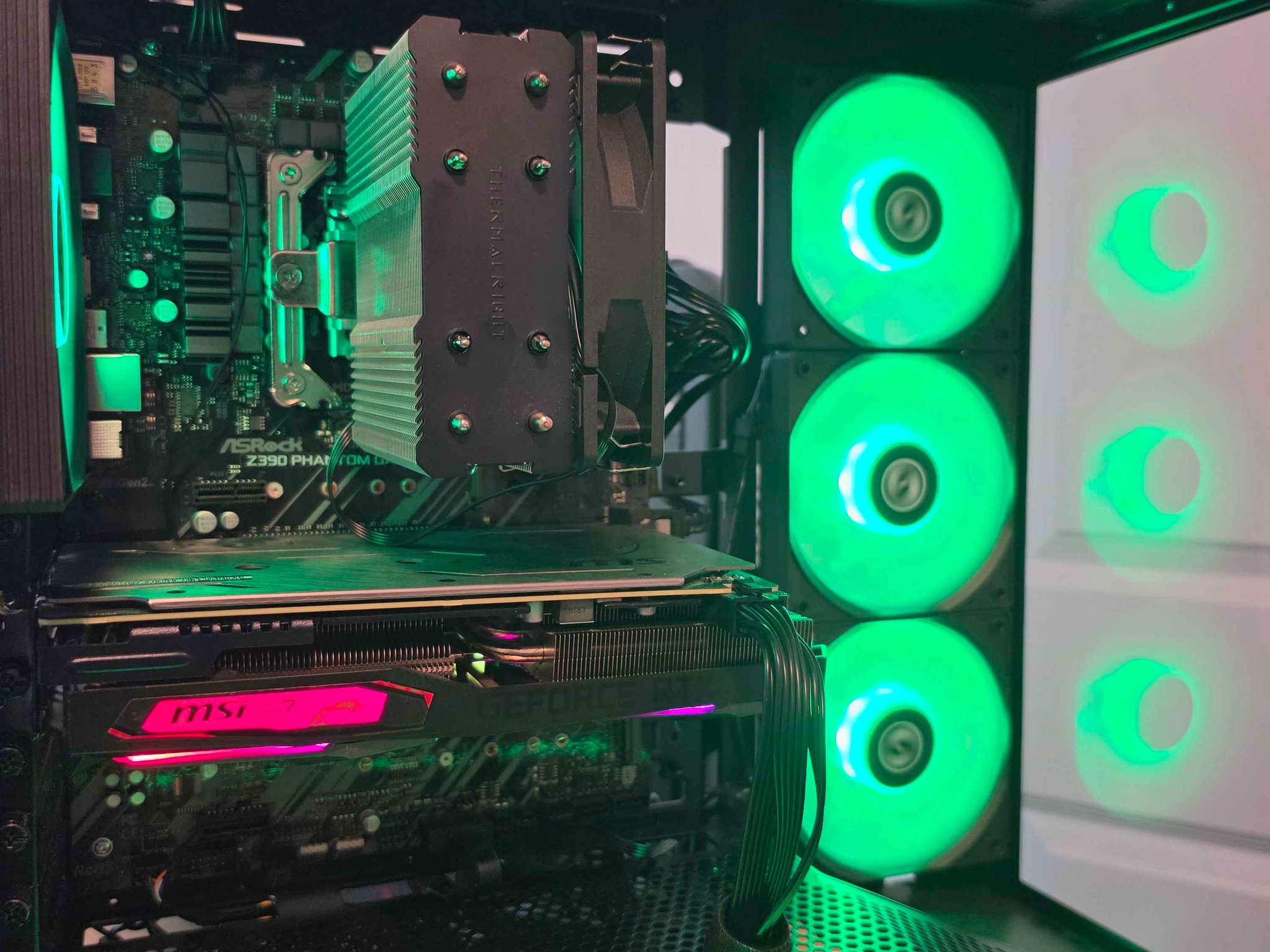 GeForce RTX 2060 Super Custom Gaming PC - Core i7-9700, 16GB RAM, 256GB SSD