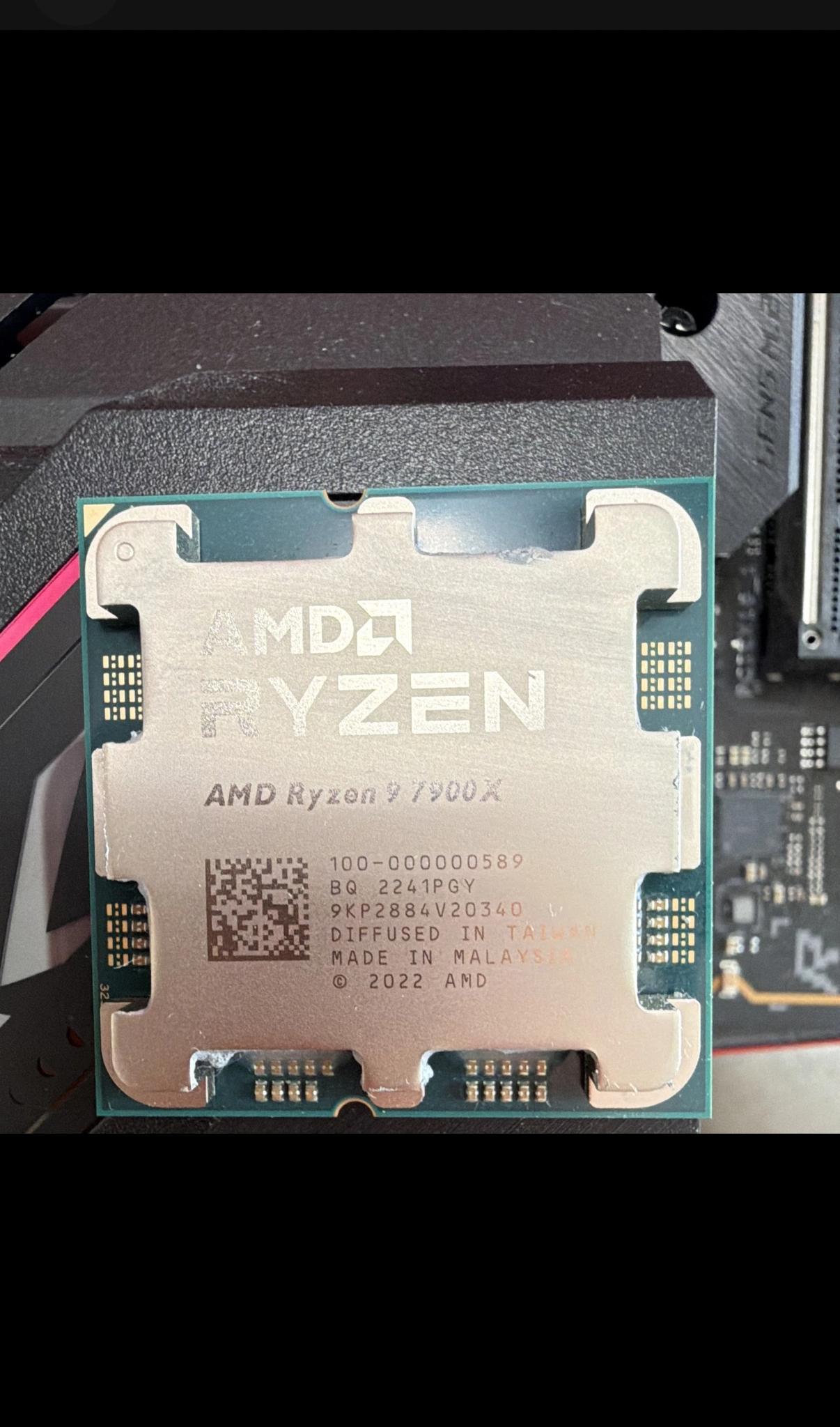 AMD Ryzen 9 7900X