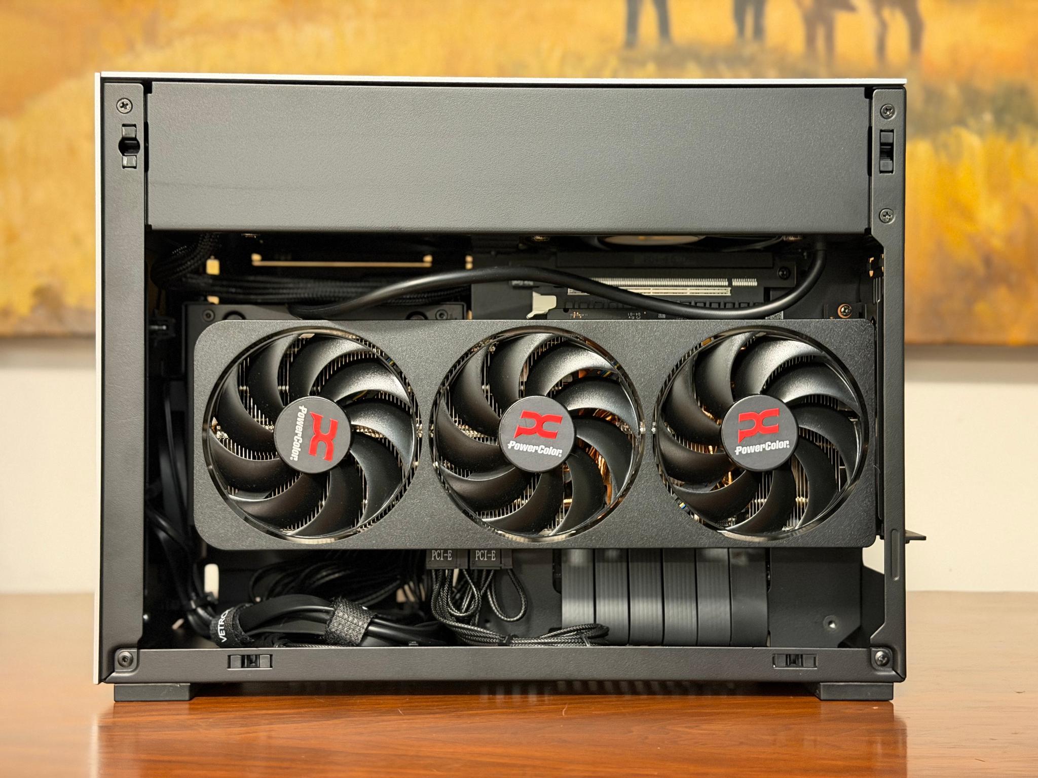 Custom SFF 9900X / 9070XT