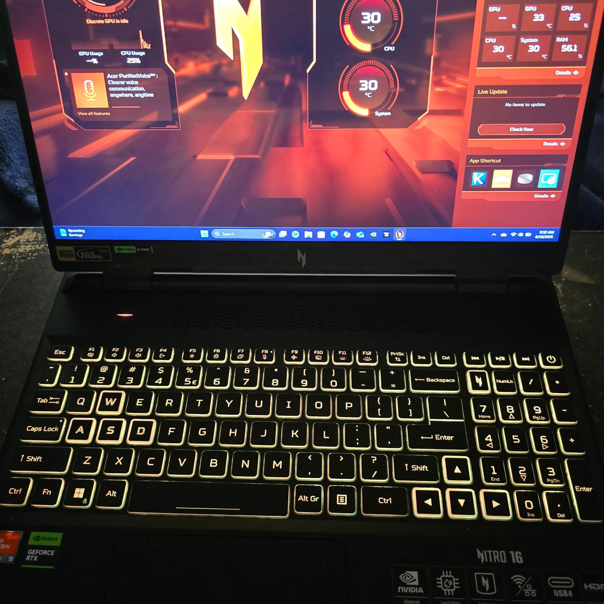 ACER NITRO 16 AMD RYZEN 9 7940HS, NVIDIA 4070 LAPTOP 8 GB RAM, SCREEN HAS SOME BAD PIXELS