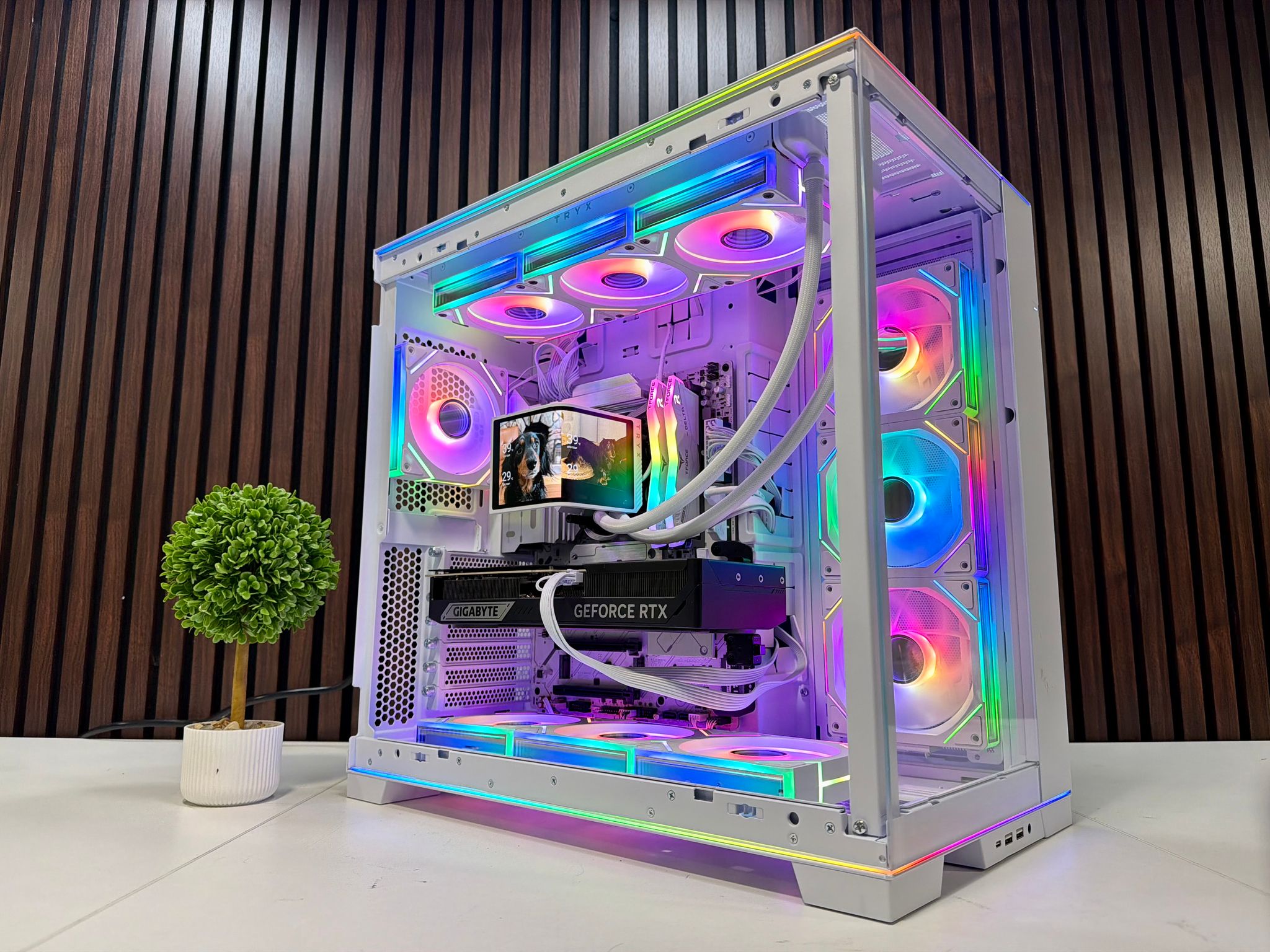 RTX 5080 | Ryzen 9800X3D | 64GB DDR5 | 2TB M.2 | 1000 Watt Gold PSU | Tryx LCD AIO