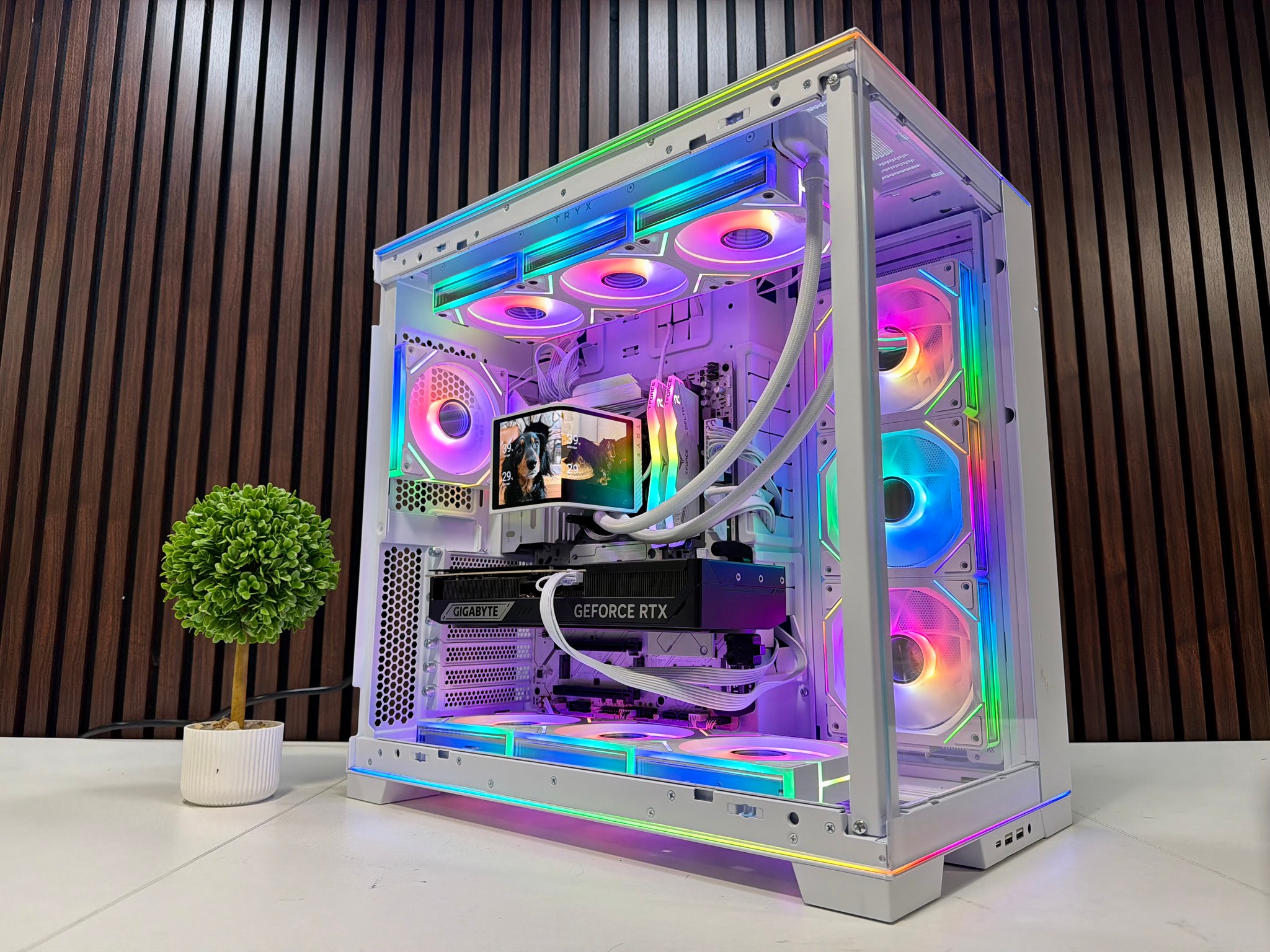 RTX 5070 TI | Ryzen 9800X3D | 64GB DDR5 | 2TB M.2 | 1000 Watt Gold PSU | Tryx LCD AIO