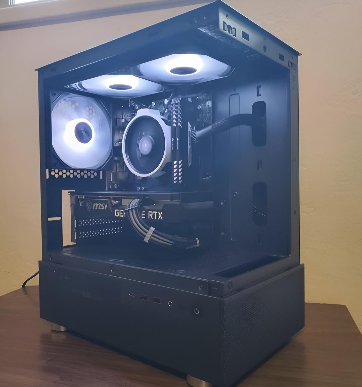 3060-12gb ryzen 5-5600x 32gbs ram