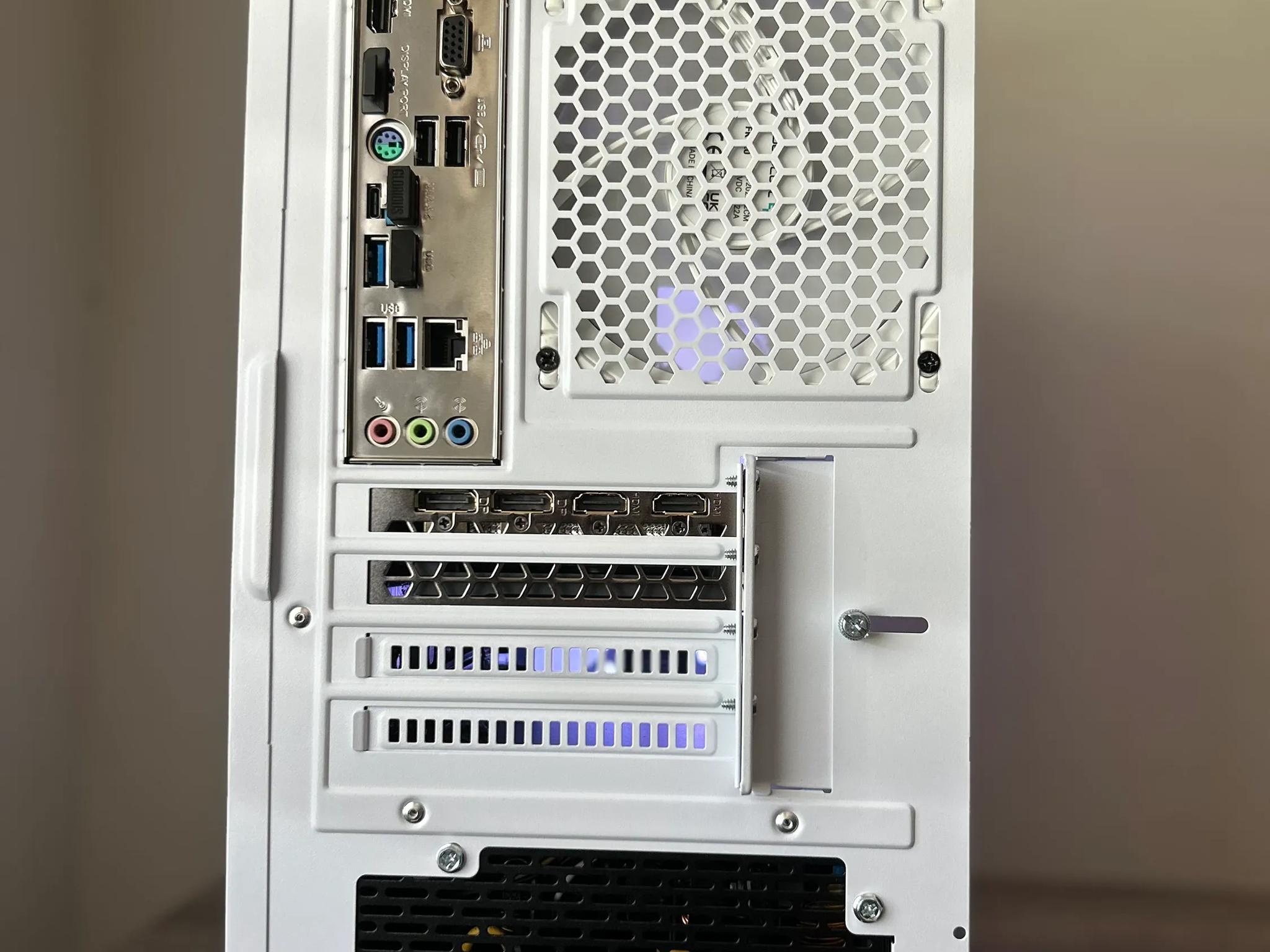 Ryzen 5 3600 | RX6600 | 16GB RAM | 500GB Gen 3 NVME