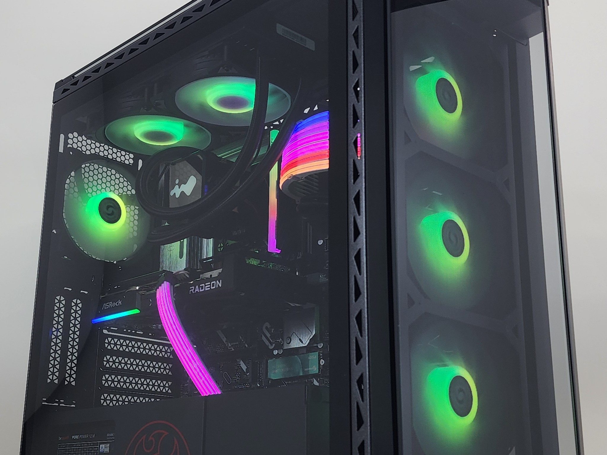 Gaming PC Ultra 5 250KF 16GB RAM 1TB SSD RX 9060 XT 16GB Windows 11 Computer
