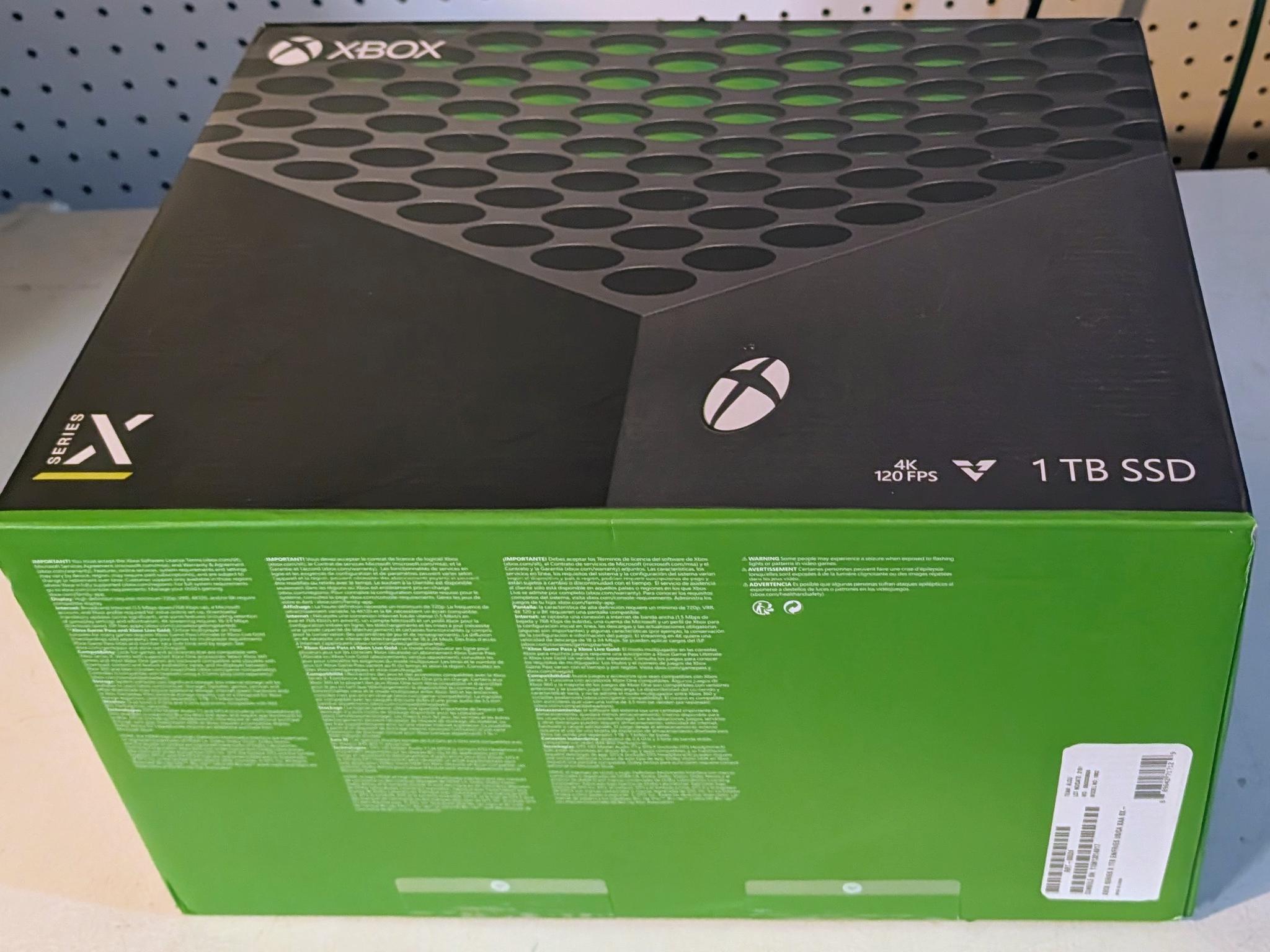 Xbox Series X complete in box