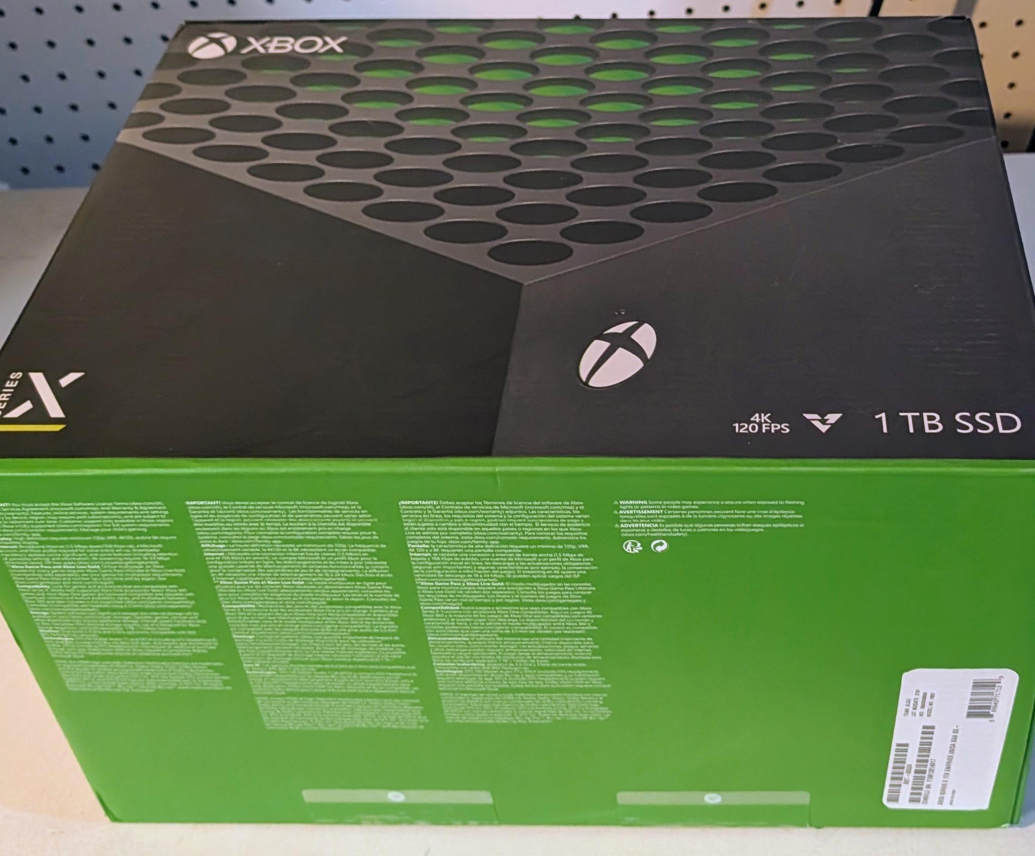Xbox Series X complete in box