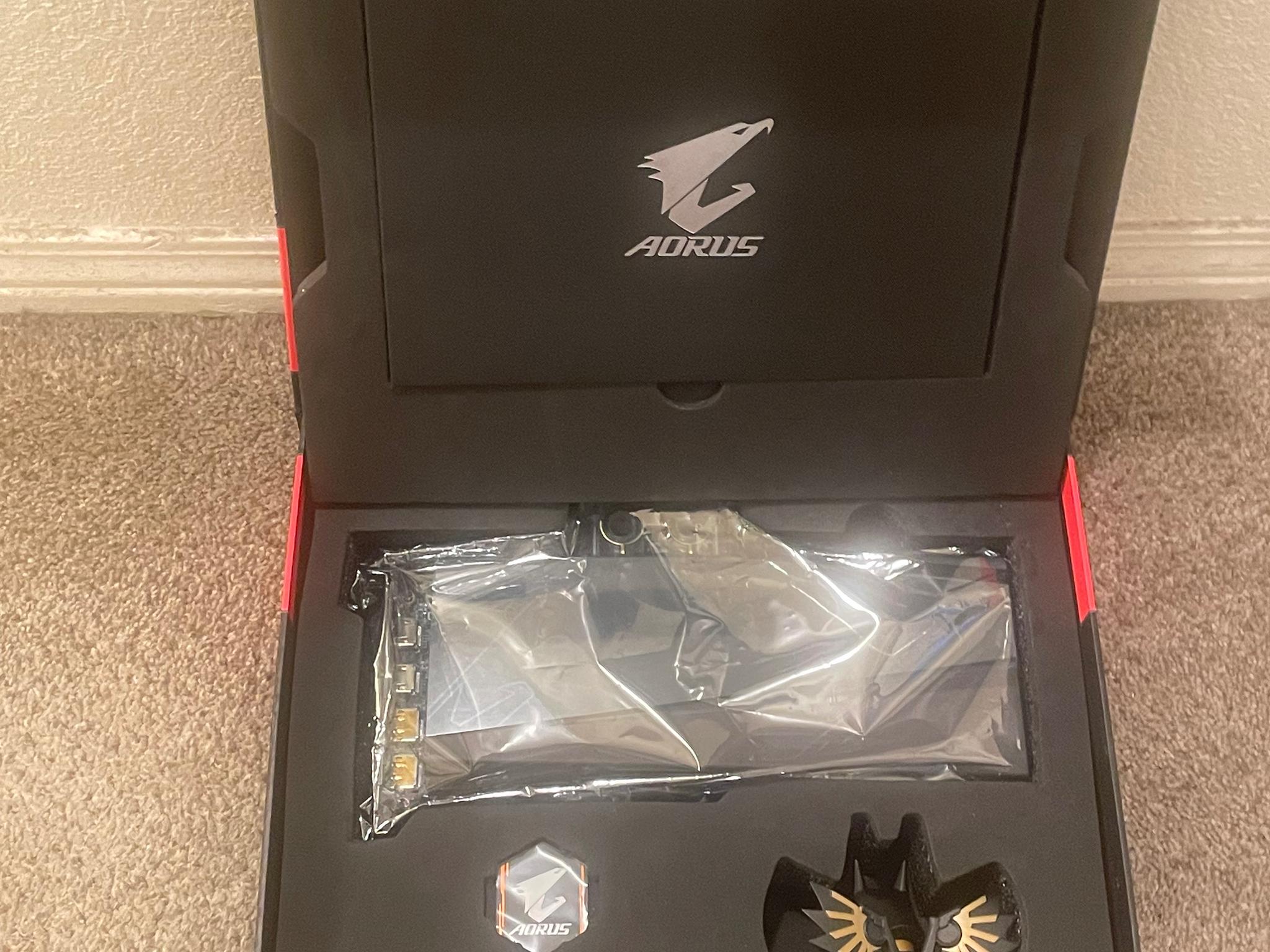 GIGABYTE AORUS Radeon RX 6900 XT XTREME WATERFORCE WB 16GB GDDR6