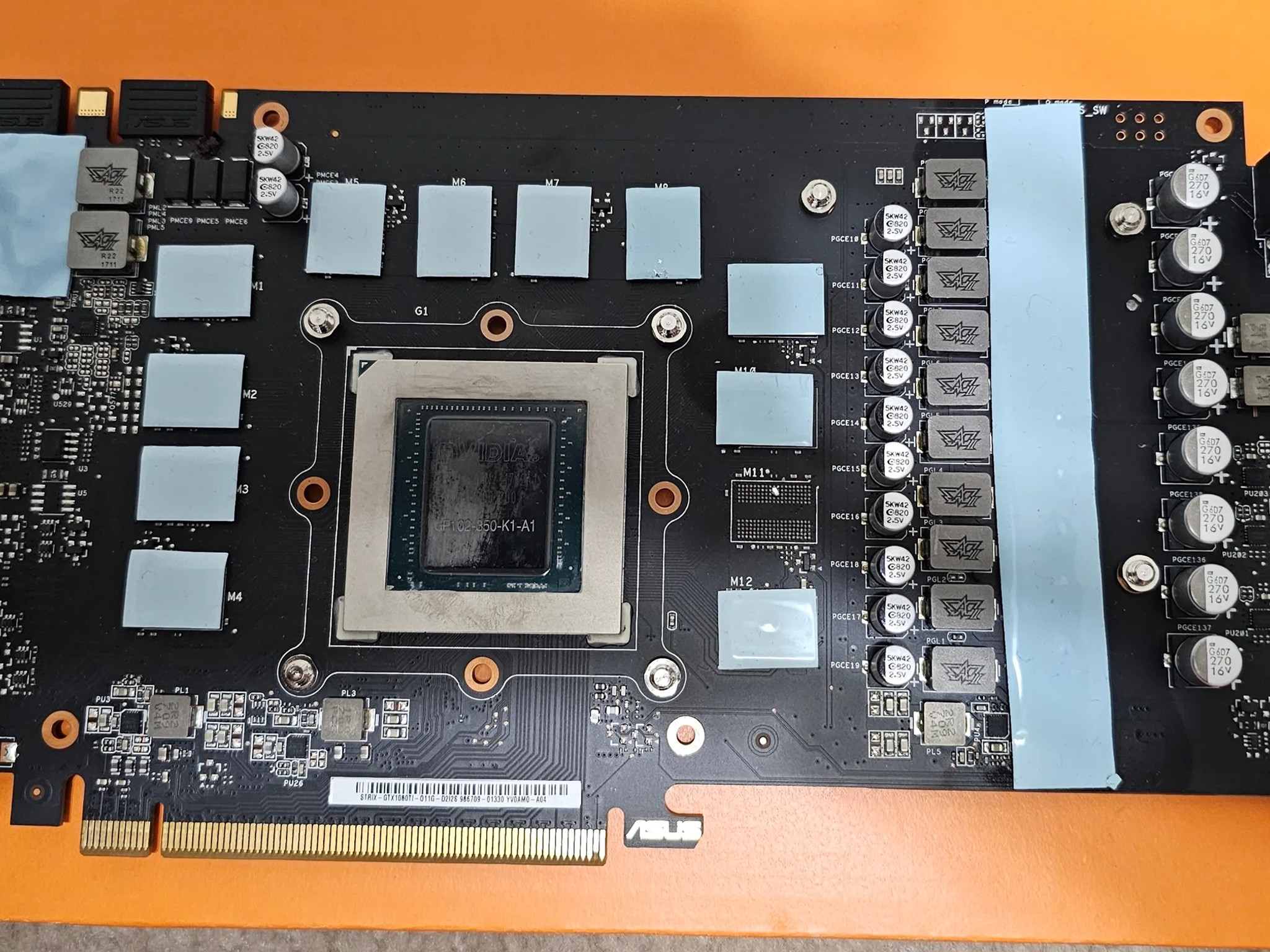 Asus Strix GeForce GTX 1080 Ti OC Edition