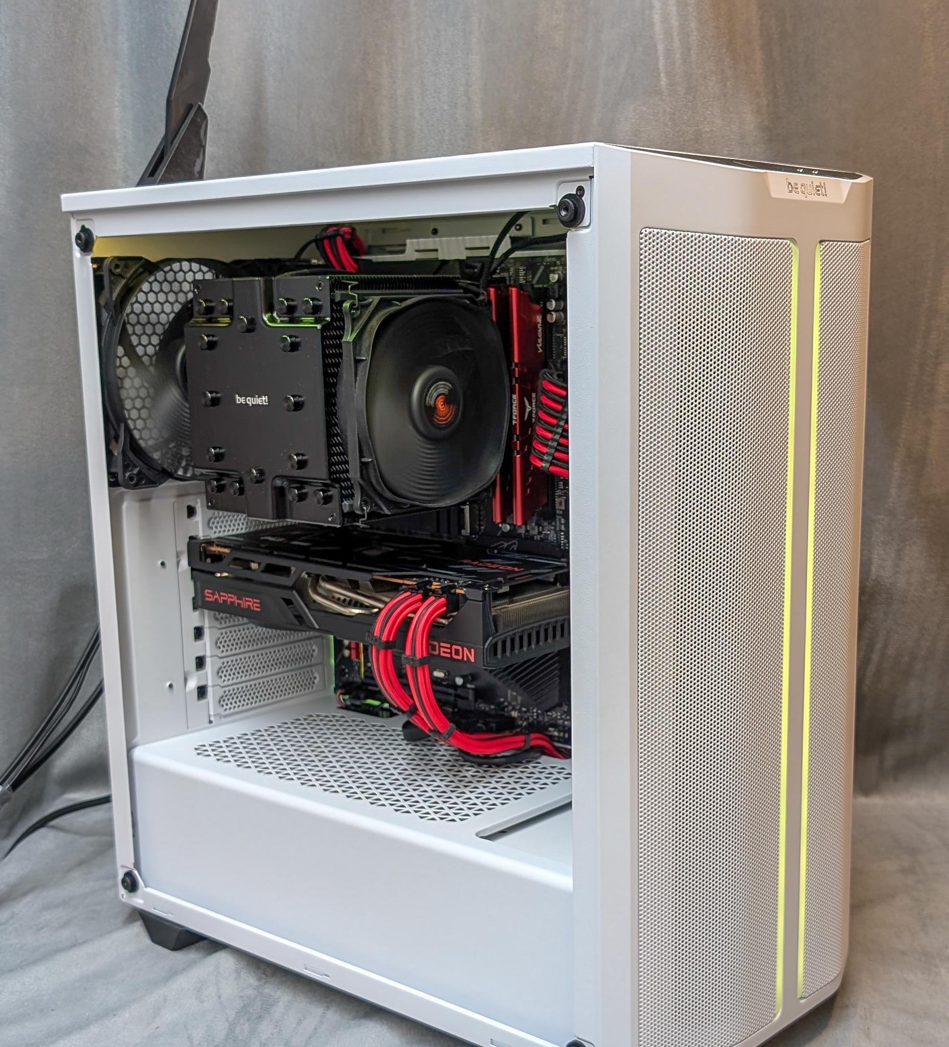 Ryzen 7 5700x3d + Radeon RX 6700XT + 64GB RAM + 1TB SSD Gaming PC