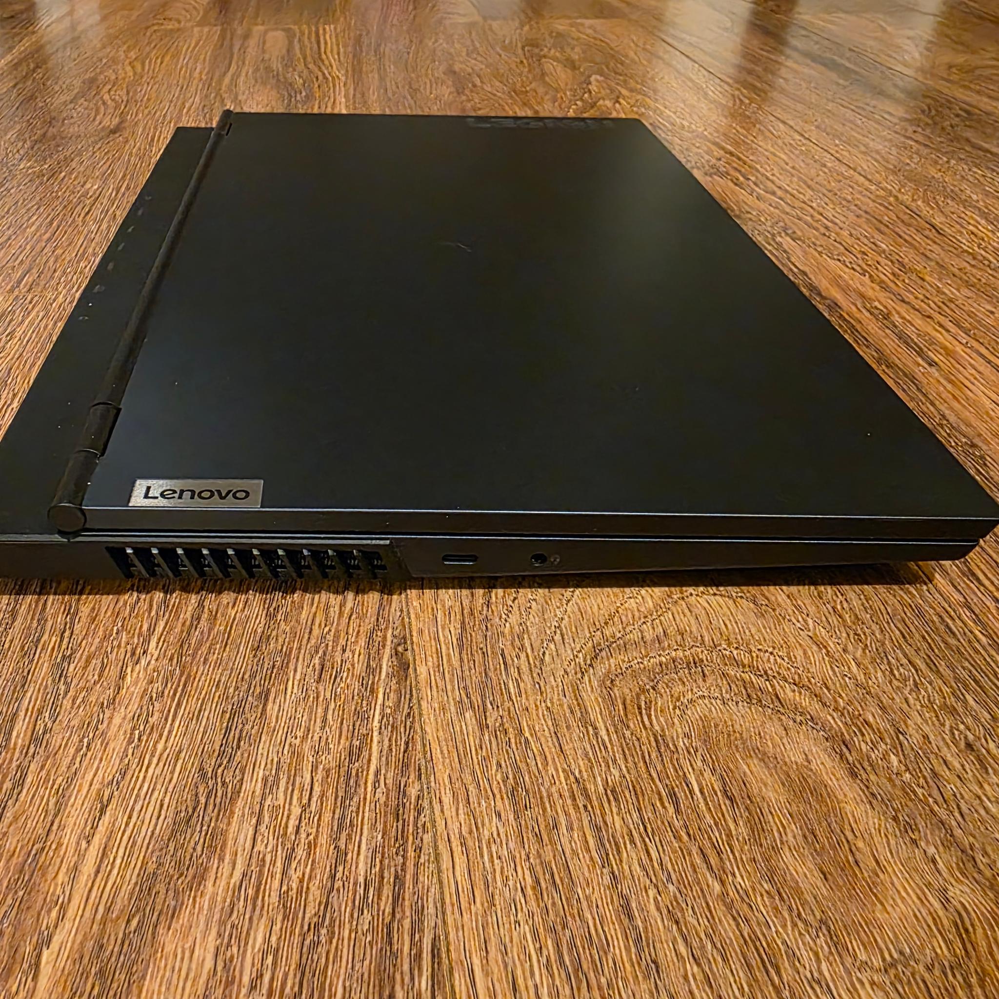 Legion 5 15" AMD Ryzen 7 5800H - NVIDIA RTX 3050 Ti - 8GB Memory - 512GB SSD