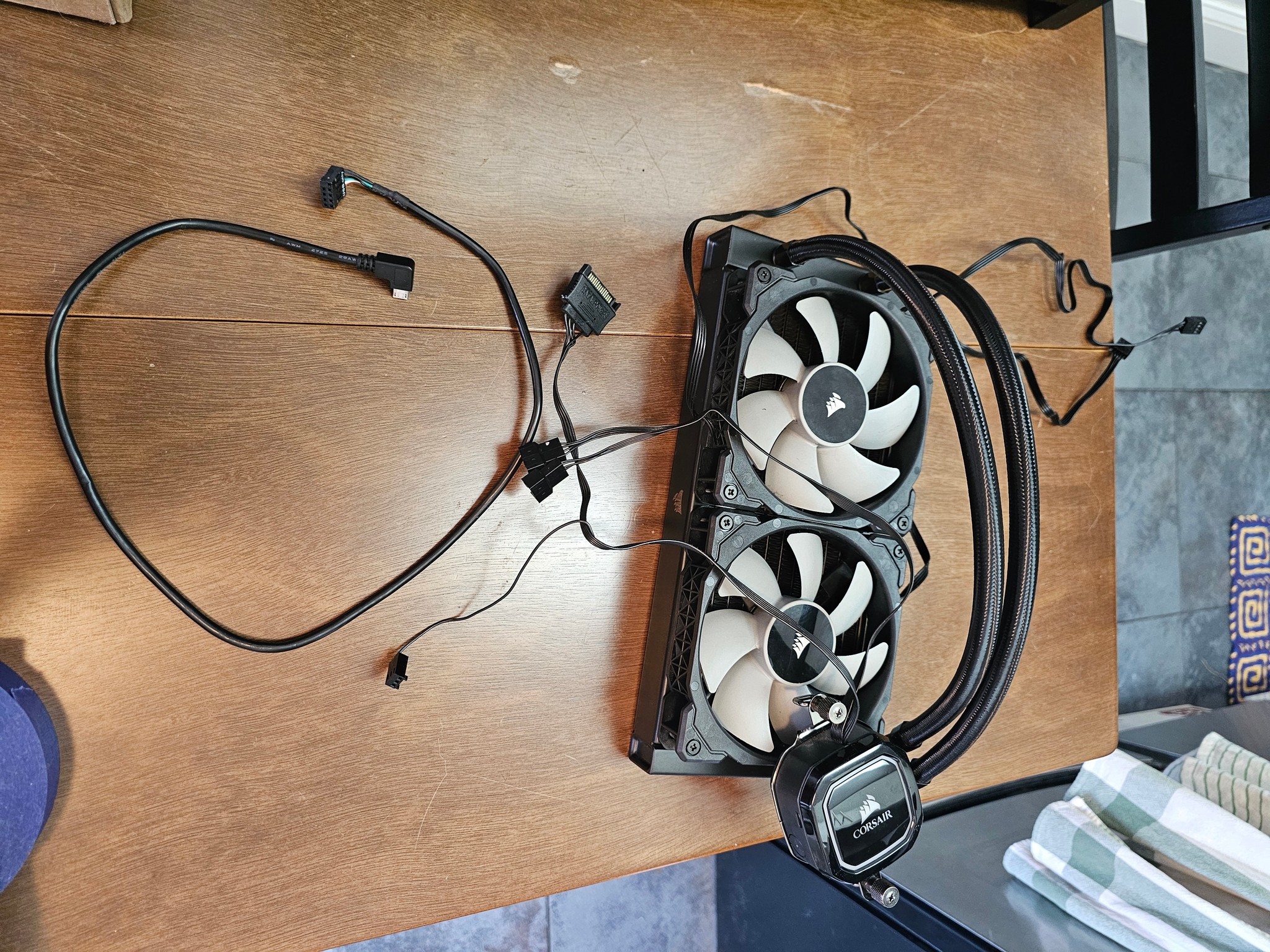 Corsair iCUE H100i RGB PRO XT