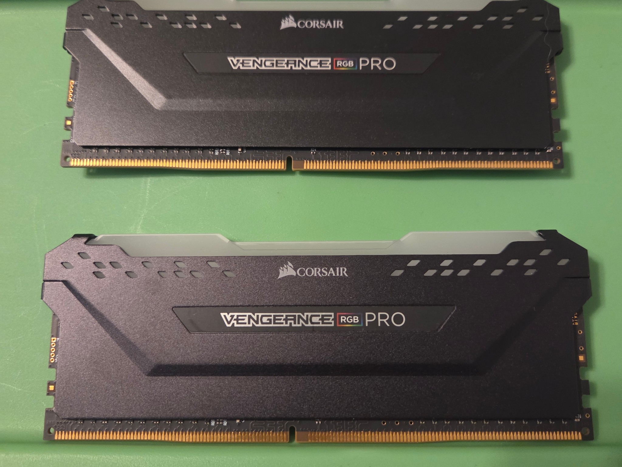 Corsair vengeance RGB PRO 16gb kit 3000mhz cl 15