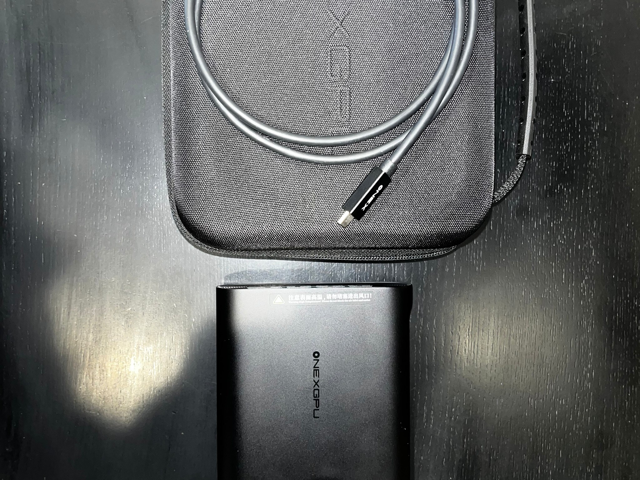 OneXGPU external graphics card(egpu)