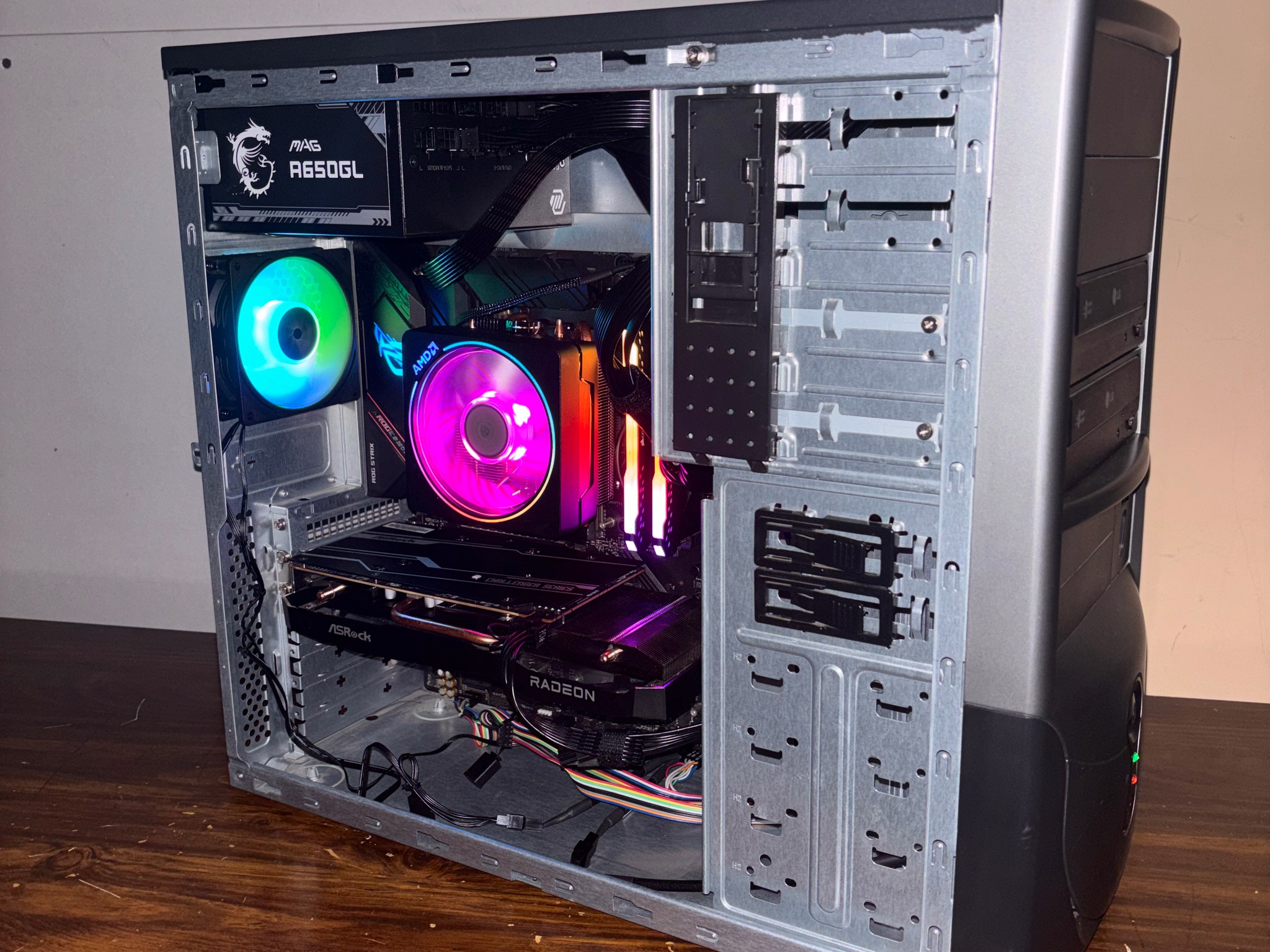 Budget 1080p Sleeper Gaming PC | RX 6600 XT (8 GB) | Ryzen 5 5500 | 100% Set Up & Ready to Play