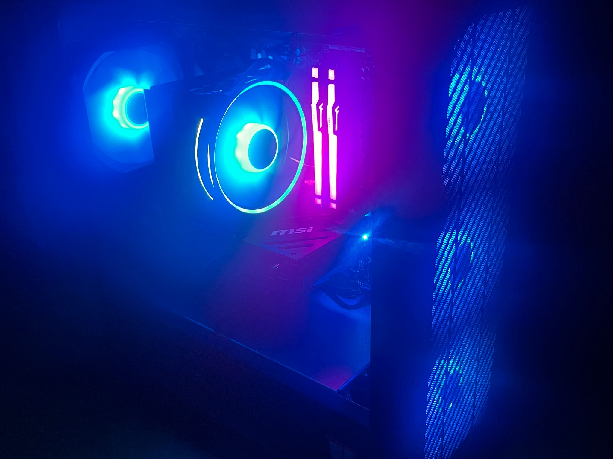 RTX 4070 SUPER | Ryzen 5 7600X | 32GB RAM | Gaming PC