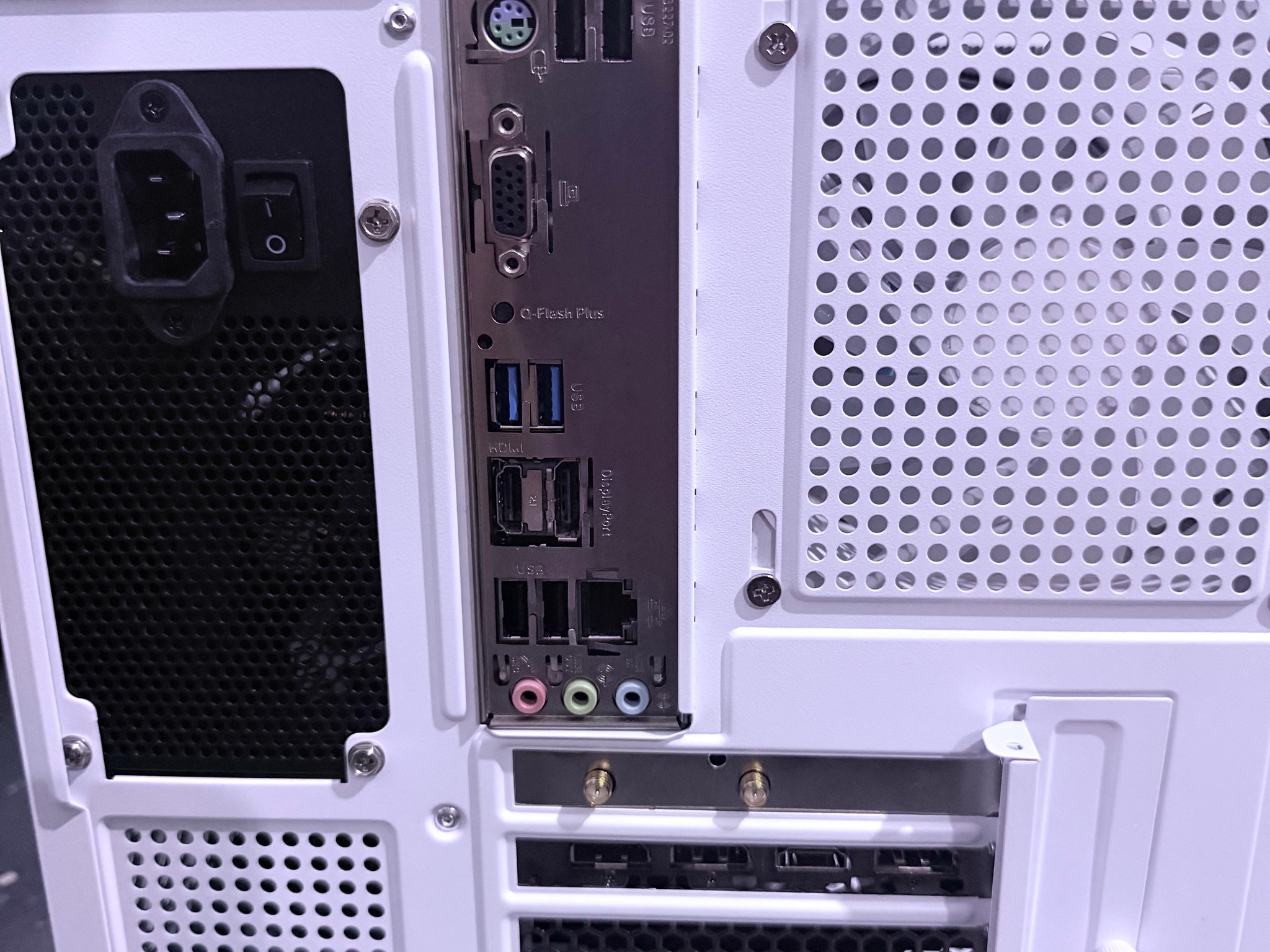 ❄️"Glacial Veil"⚪️ | 1440p Gaming | Ryzen 7 7700 | RTX 4060 | 16GB DDR5 | 1TB SSD | Free Shipping