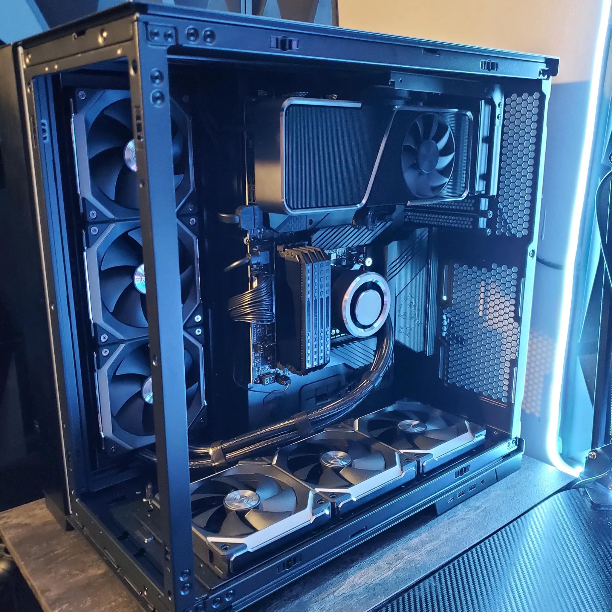 Custom Built Gaming PC (Founders Edition 3070TI)