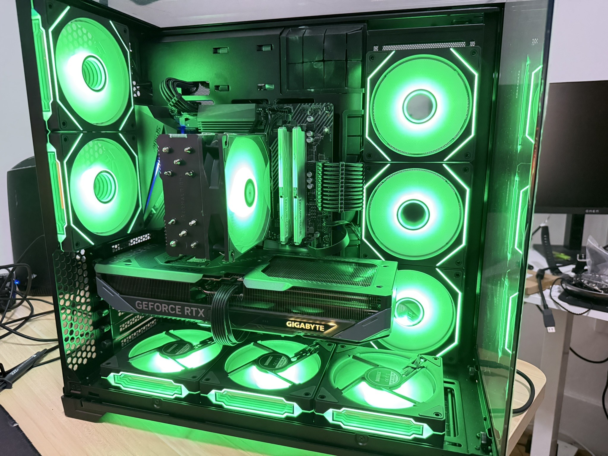 Ryzen 9 5900X | RTX 5070 12GB | 32GB DDR4 | 1TB NVMe |