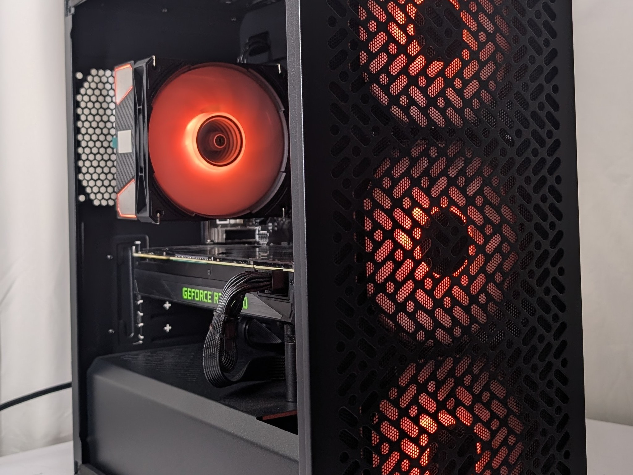 RTX 2080 | RYZEN 5 3600 | 1 TB NVME | 16GB DDR4 | 650W