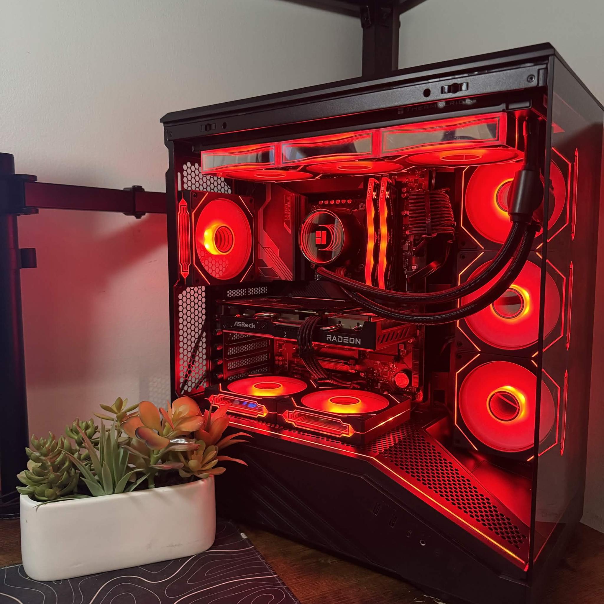 New Custom Showcase 14-Core Gaming PC - i5 14600KF | RX 9060 XT 16GB | 32GB 6400MHz DDR5