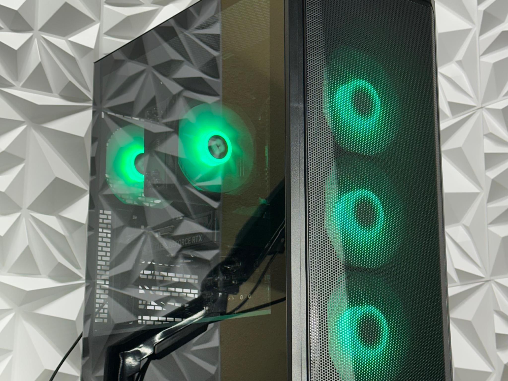RTX 5060 / Ryzen 5 5500 / 16GB 3000Mhz DDR4 / 1TB Kingspec Nvme / Windows 11