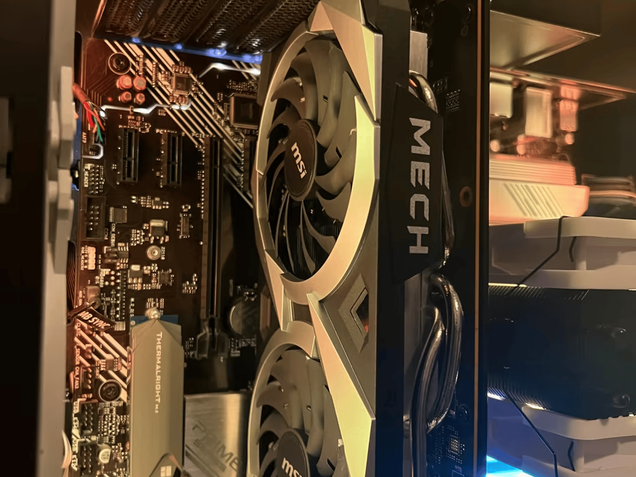 "Panda" / Ryzen 7 3800xt, Rx 6700xt gaming pc