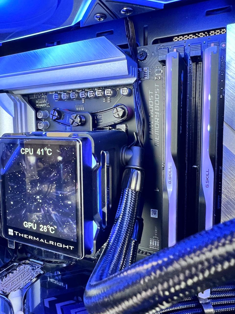 Ryzen 7 9800X3D | RX 9070 XT | 32GB DDR5 | 2 TB M.2 | WIFI 6 | Dark Gamer