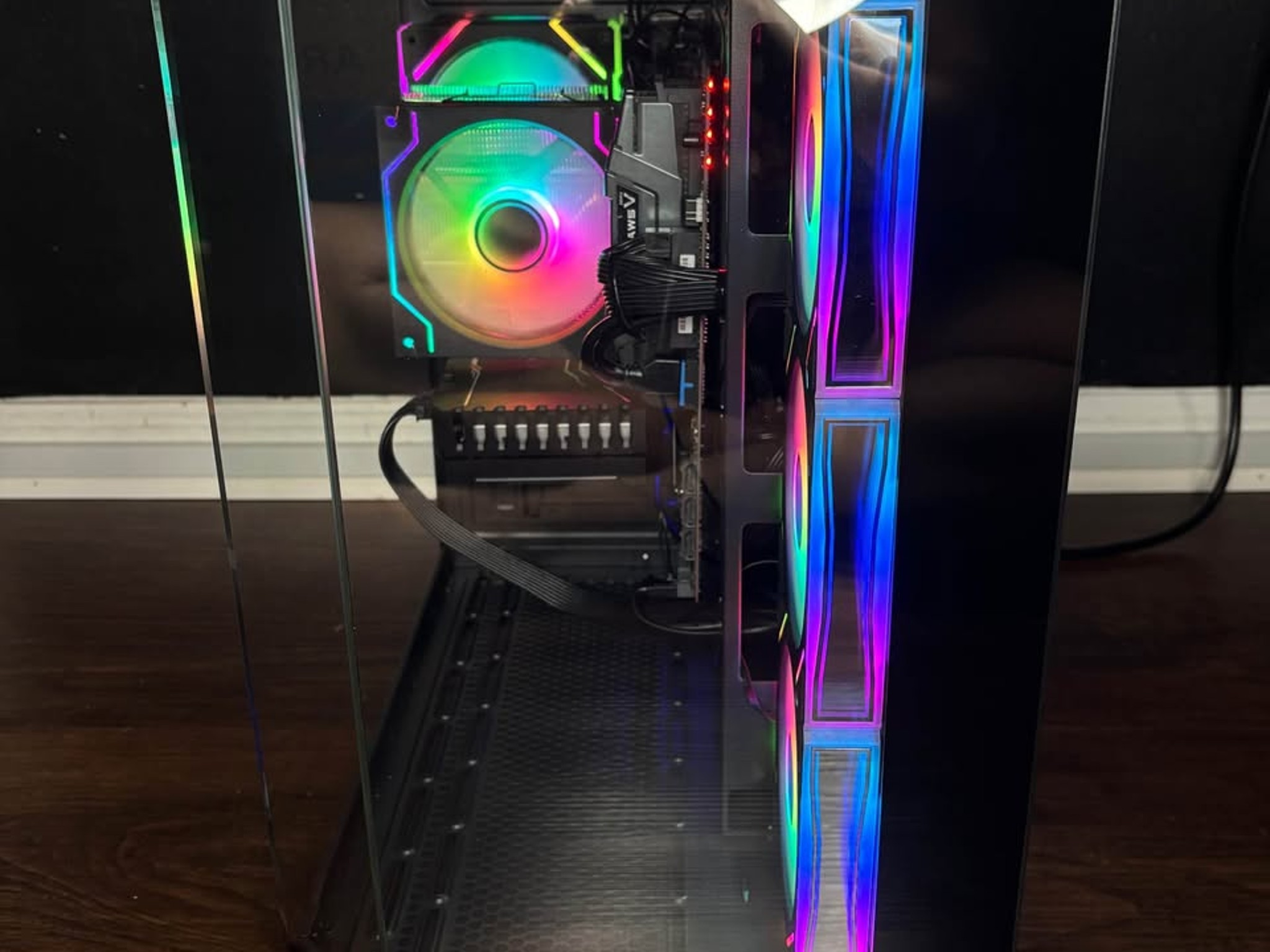 Black Gaming PC (GTX 1660 6GB + I5-9400F + 16GB DDR4 + SSD + HDD)