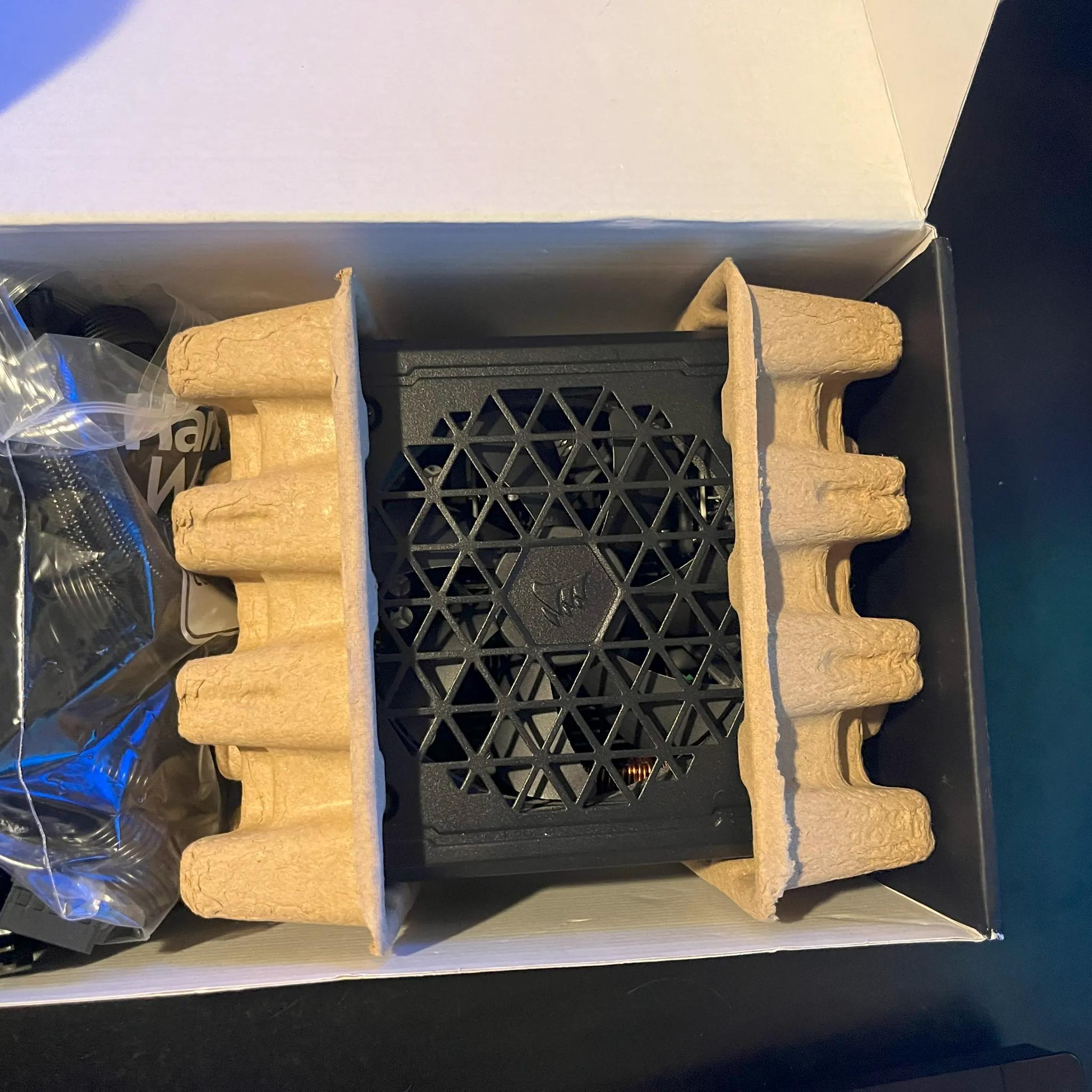 Copy of Corsair RM750e 750W Modular Power Supply | Box Included | All cables Included | Minimal U...