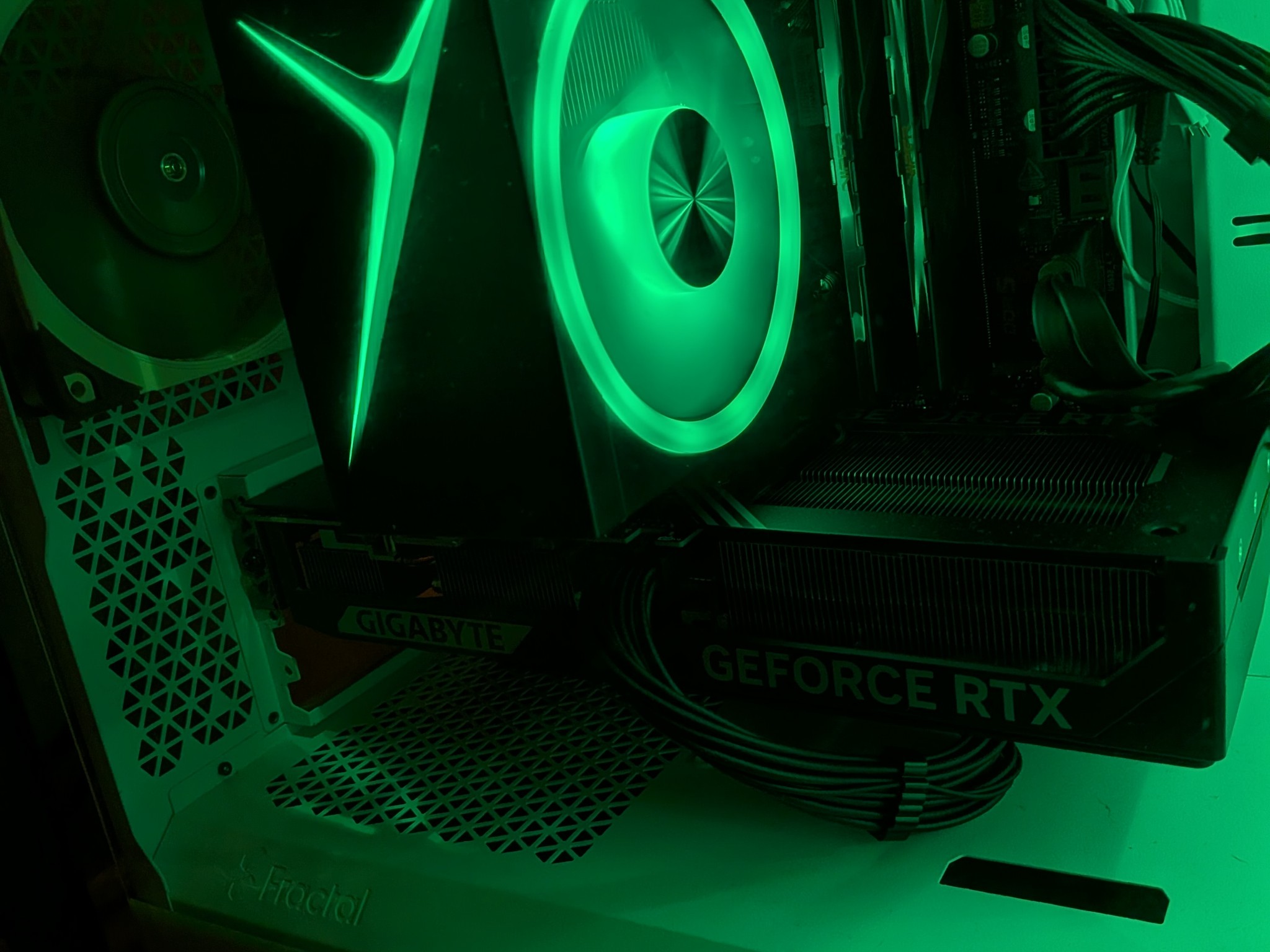 5070 i5-1440f Gaming PC