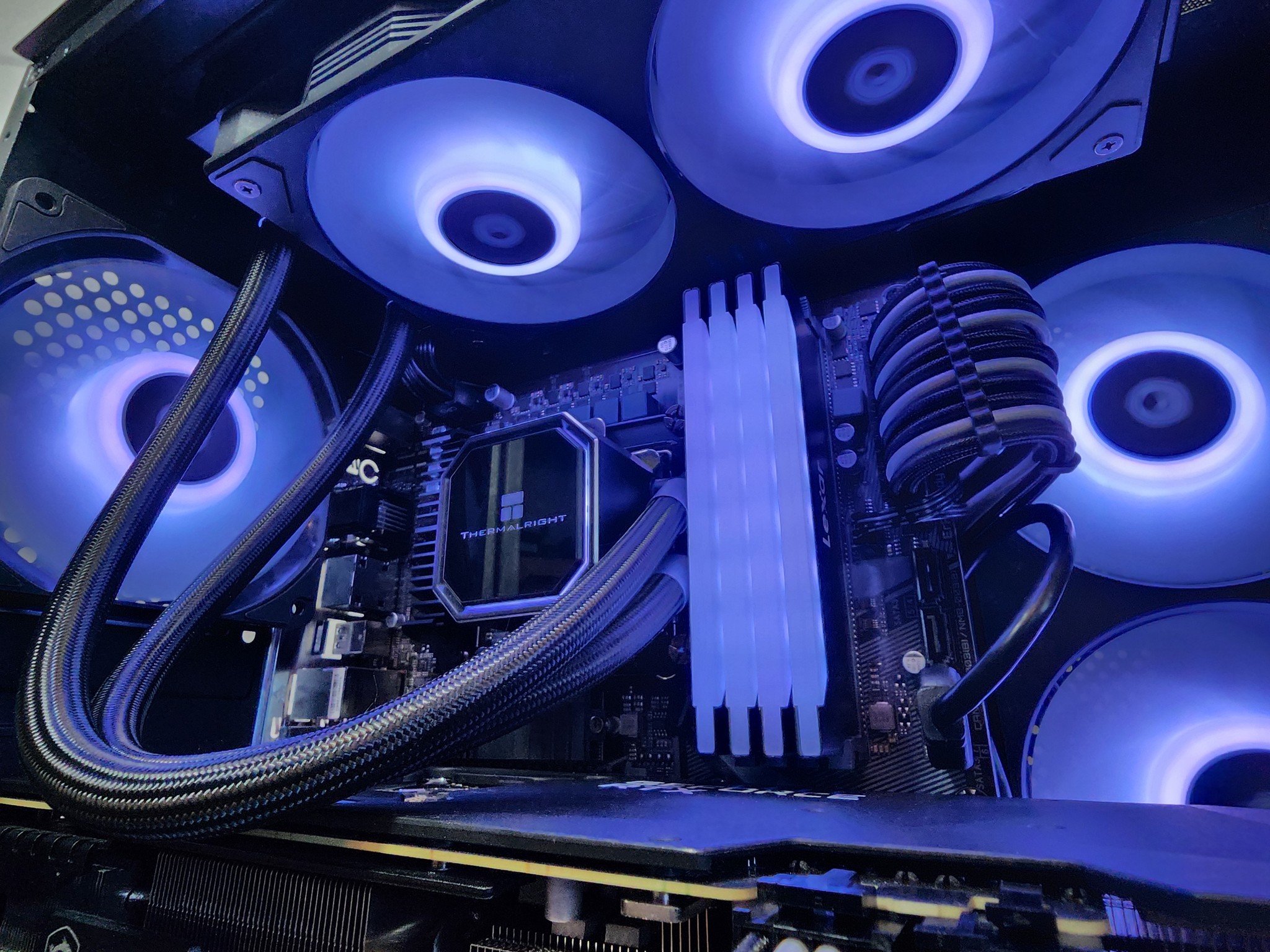 🤍🖤💙 MSI RTX 3080 // Intel Core i5 12400 // Lexar 32GB 3600MHz
