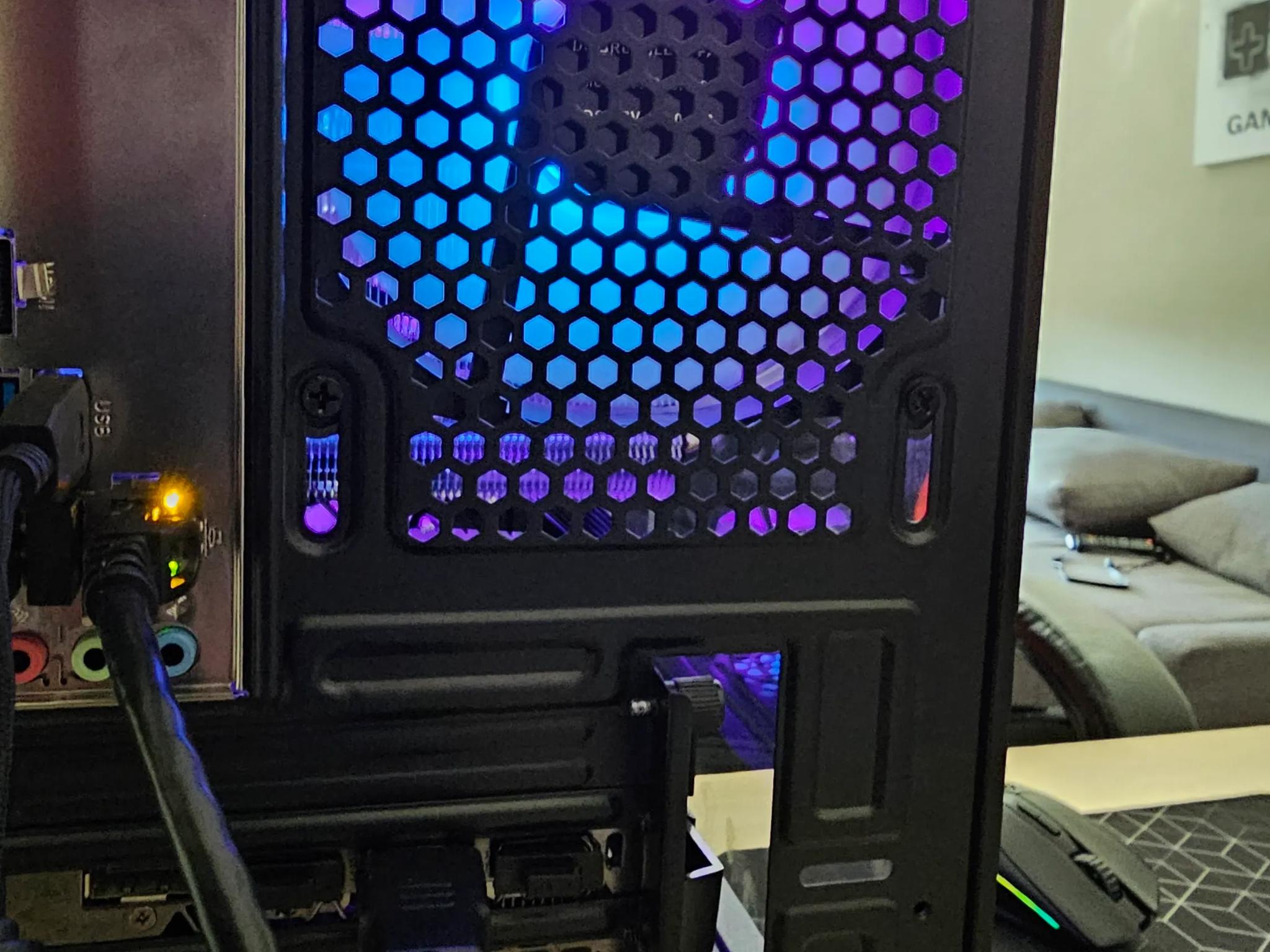 Gaming PC, Rtx 2060 super ,Ryzen 5 3600 , 32 GB of ram, and 1TB of storage