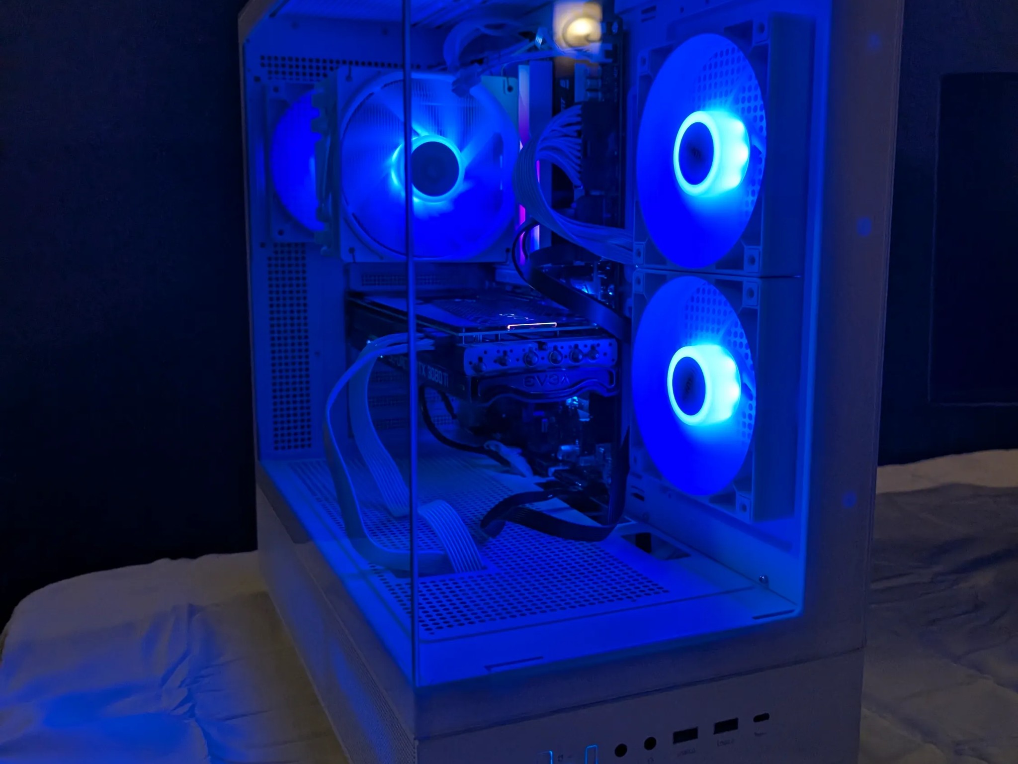 Custom White Gaming PC RTX 3080 Ti, Intel i9-12900K, 32GB DDR5 RAM, 1TB NVME SSD, Z790 Motherboard